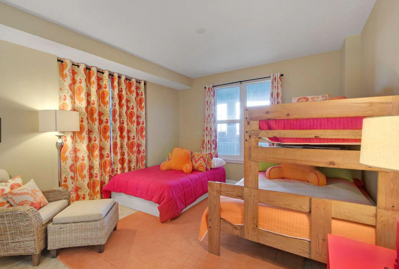 BEACH COLONY RESORT WEST - Residential