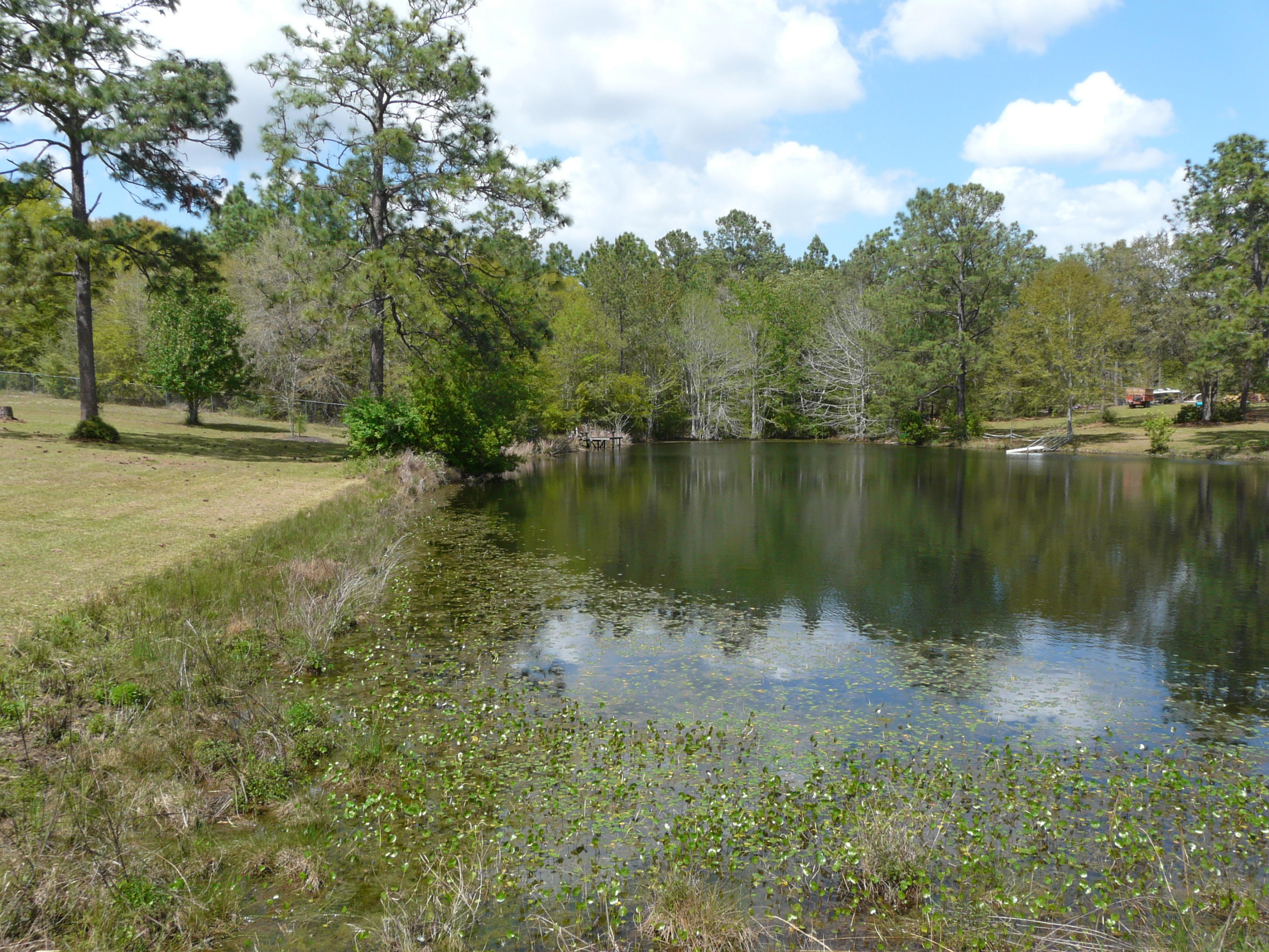 KENNEDY LAKE (UNRECORDED) - Residential