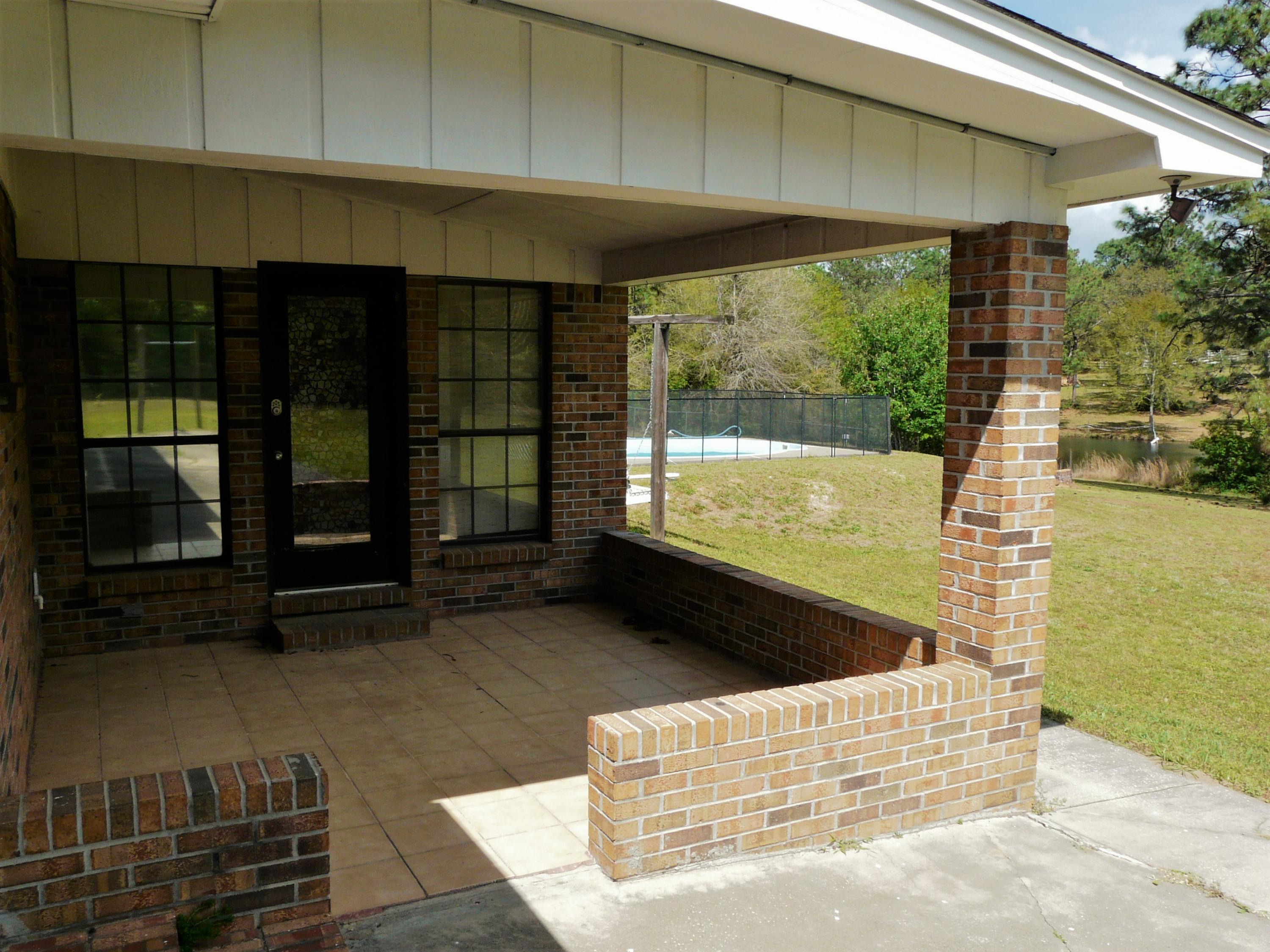 KENNEDY LAKE (UNRECORDED) - Residential