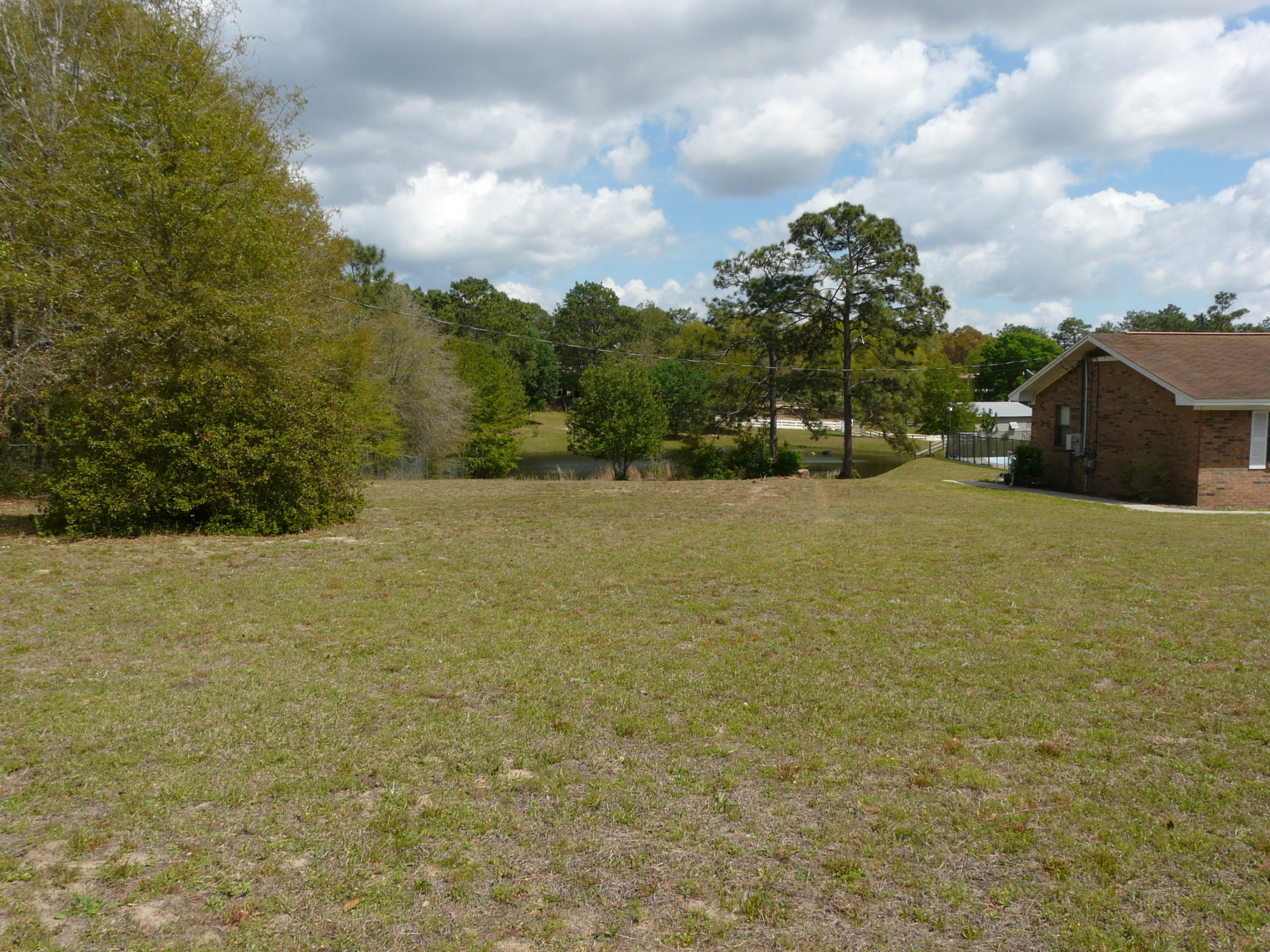 KENNEDY LAKE (UNRECORDED) - Residential