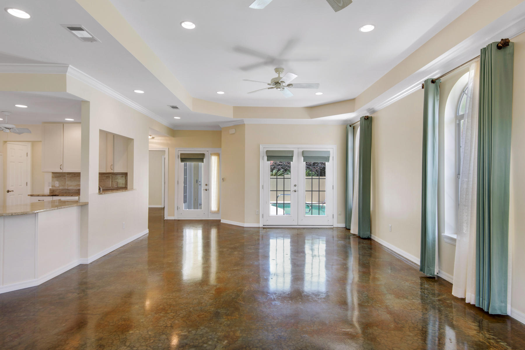 EMERALD BAY PH 1A - Residential