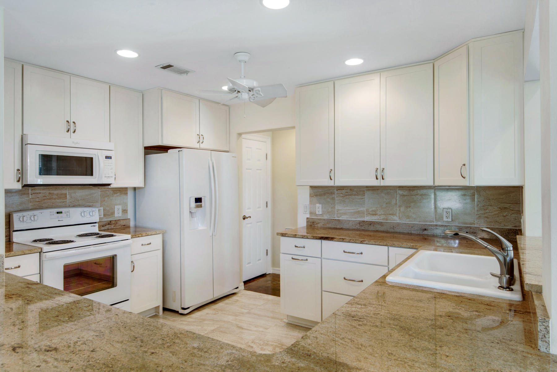 EMERALD BAY PH 1A - Residential