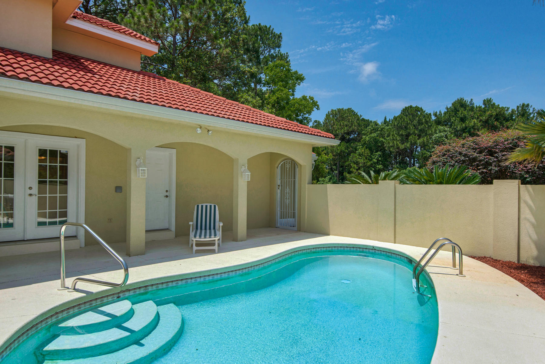 EMERALD BAY PH 1A - Residential