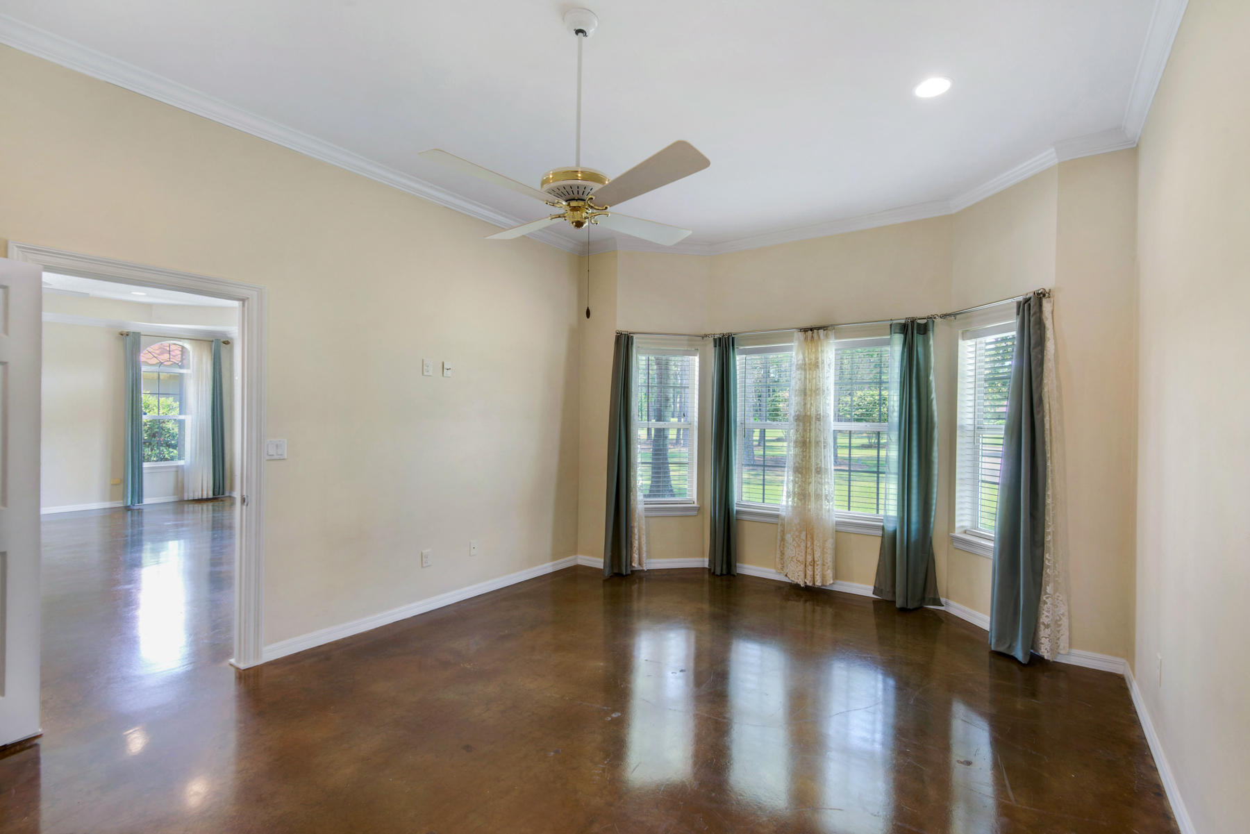 EMERALD BAY PH 1A - Residential