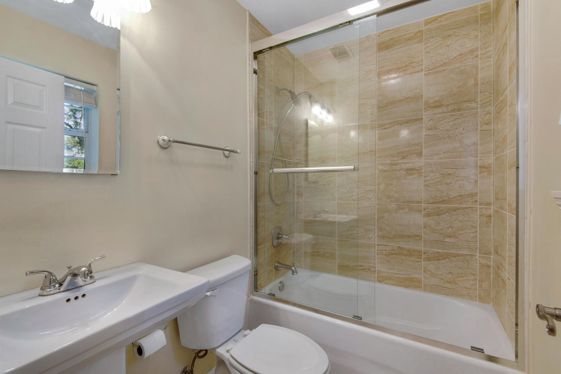 EMERALD BAY PH 1A - Residential