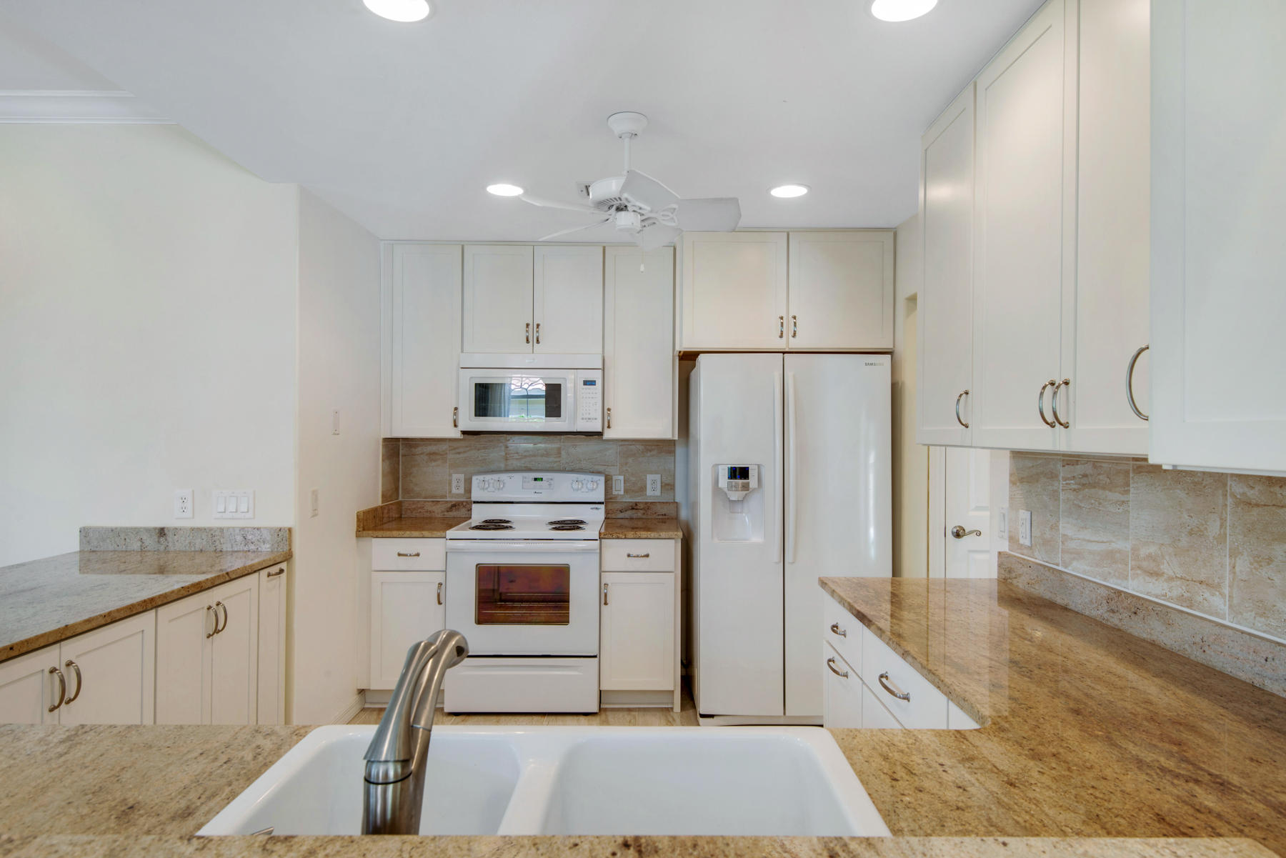 EMERALD BAY PH 1A - Residential