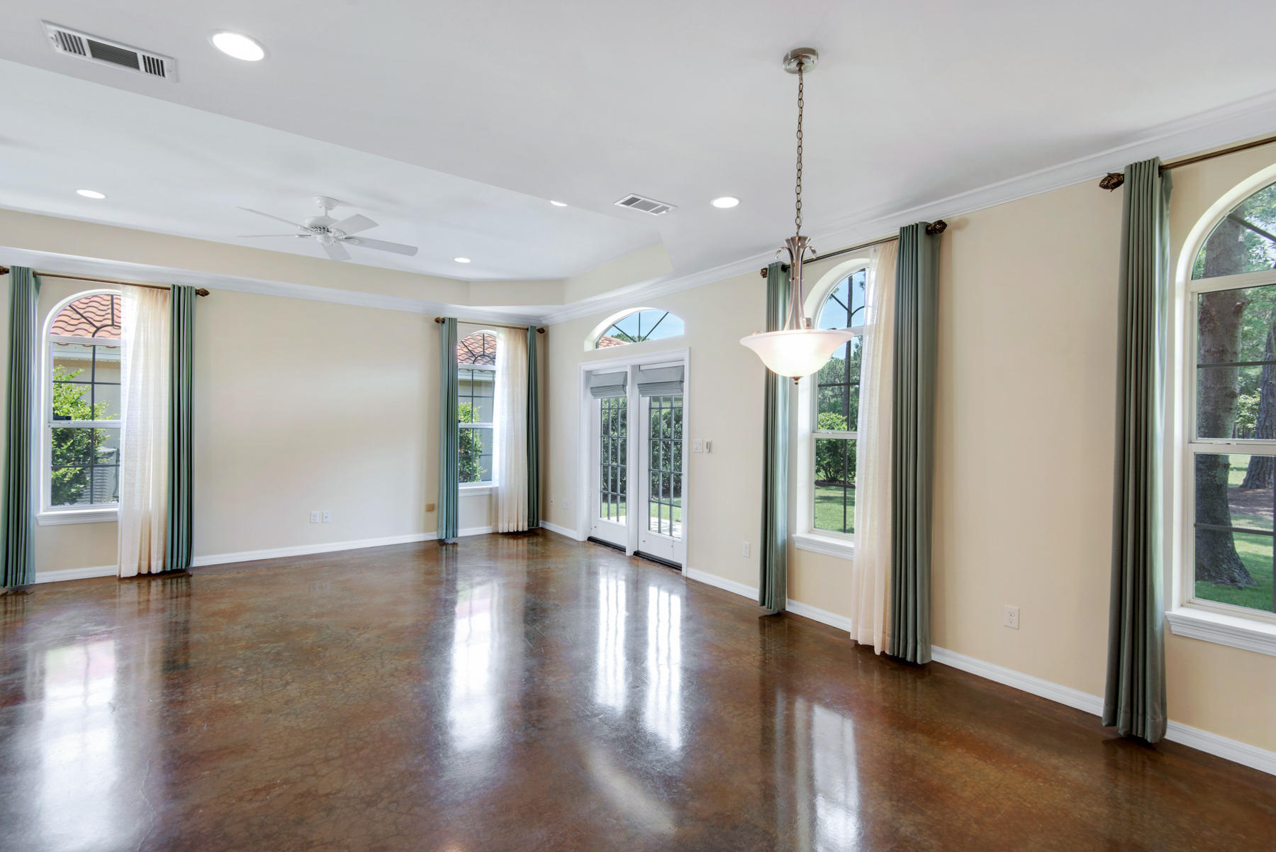 EMERALD BAY PH 1A - Residential
