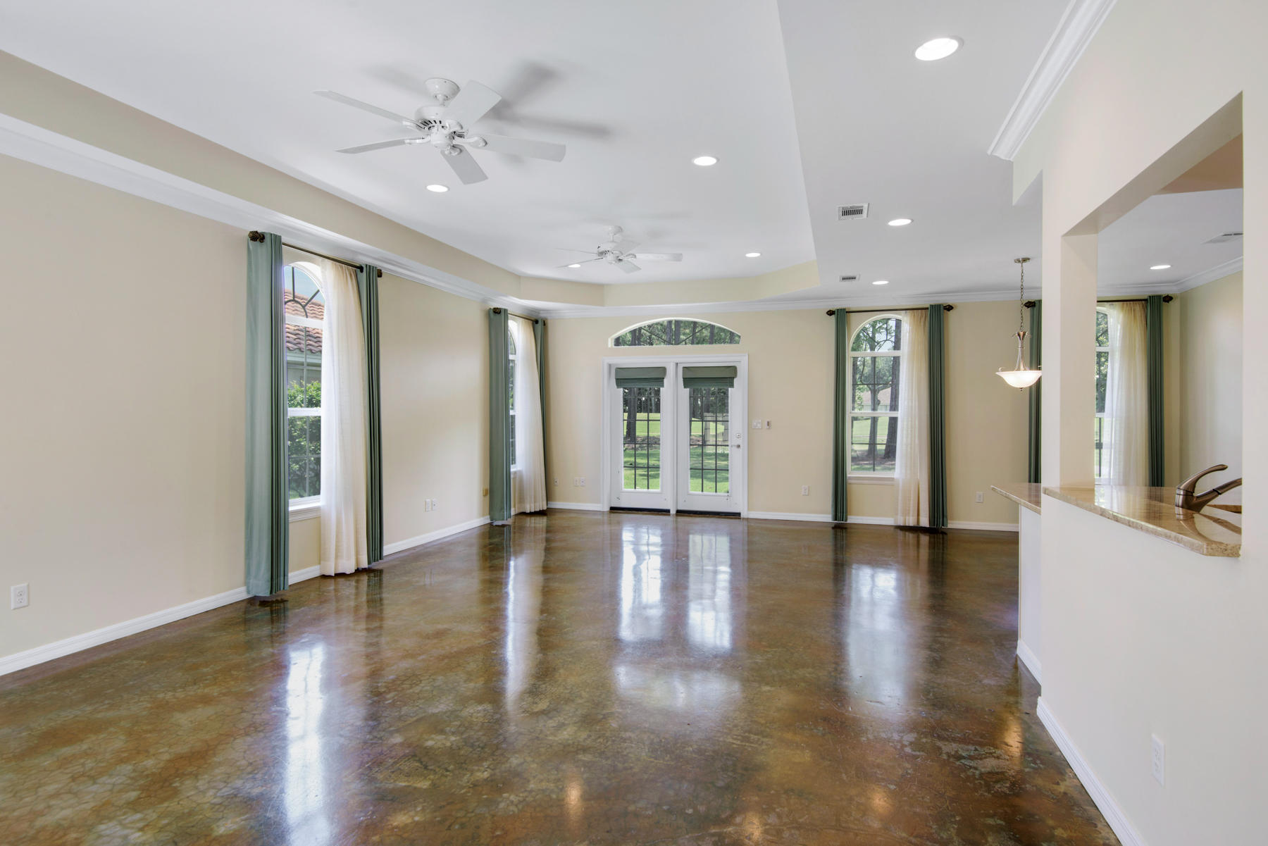 EMERALD BAY PH 1A - Residential