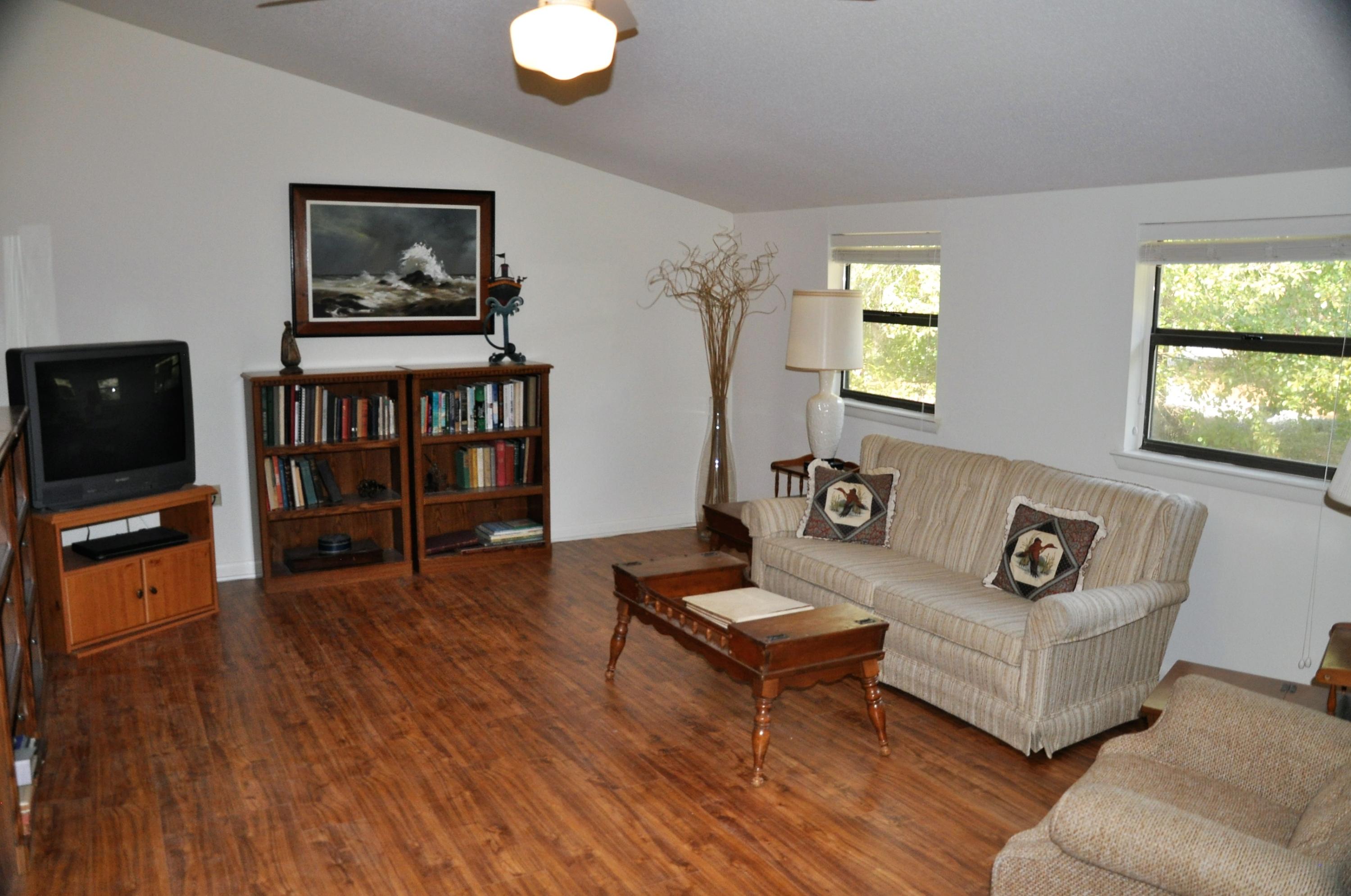 BLUEWATER BAY VILLAGE 1A - Residential