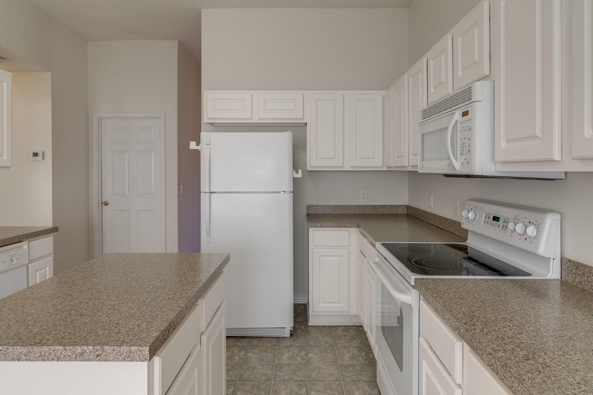 COUNTRYVIEW ESTATES 10TH ADDN - Residential