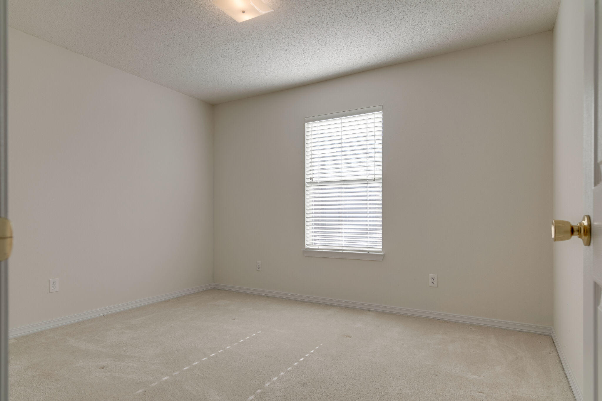 COUNTRYVIEW ESTATES 10TH ADDN - Residential