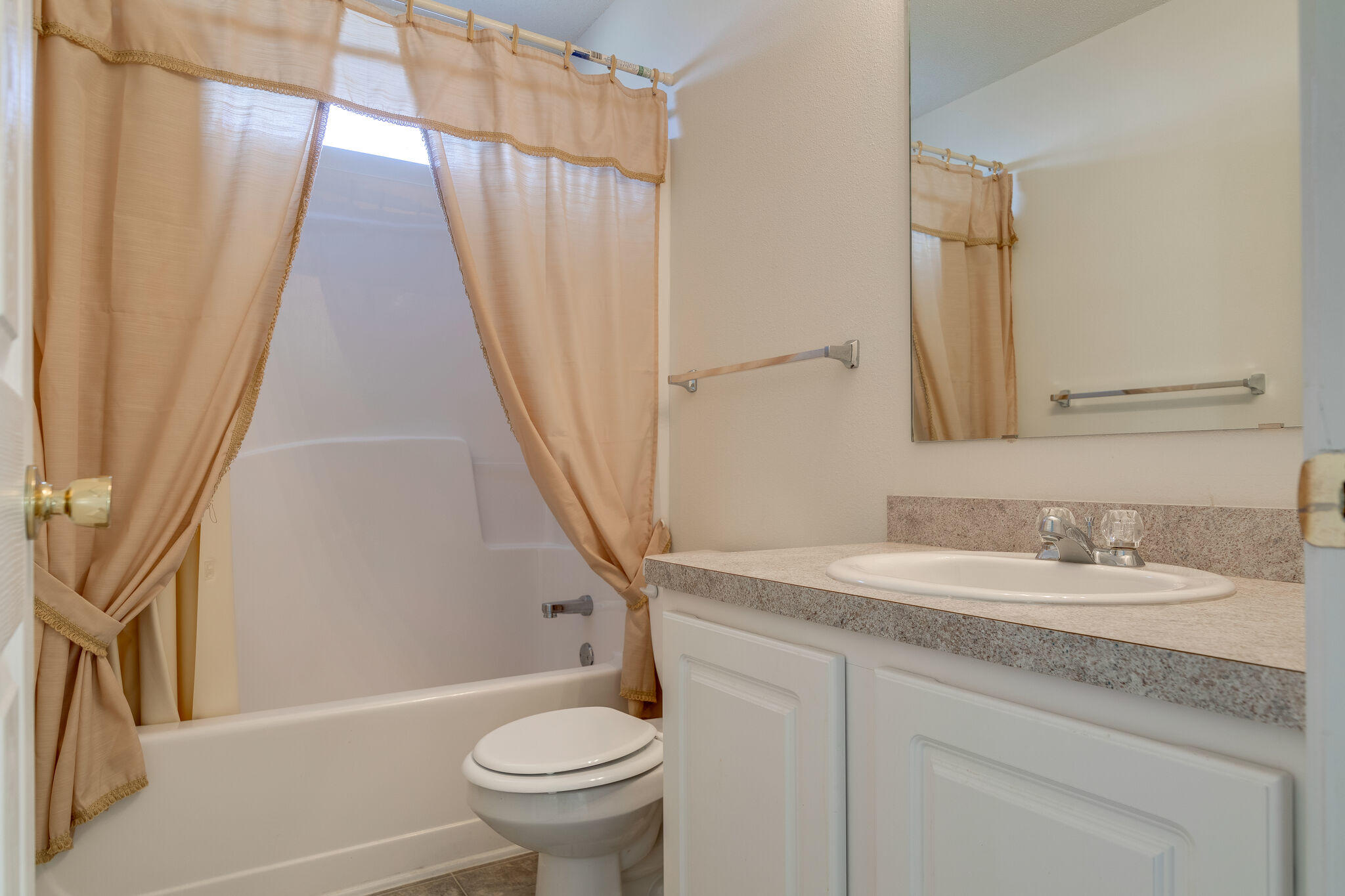 COUNTRYVIEW ESTATES 10TH ADDN - Residential