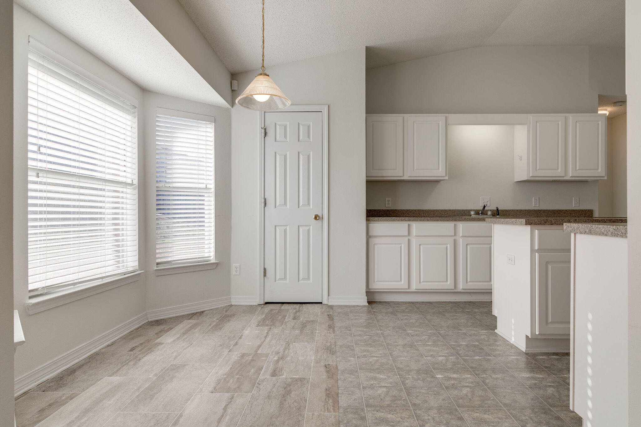 COUNTRYVIEW ESTATES 10TH ADDN - Residential