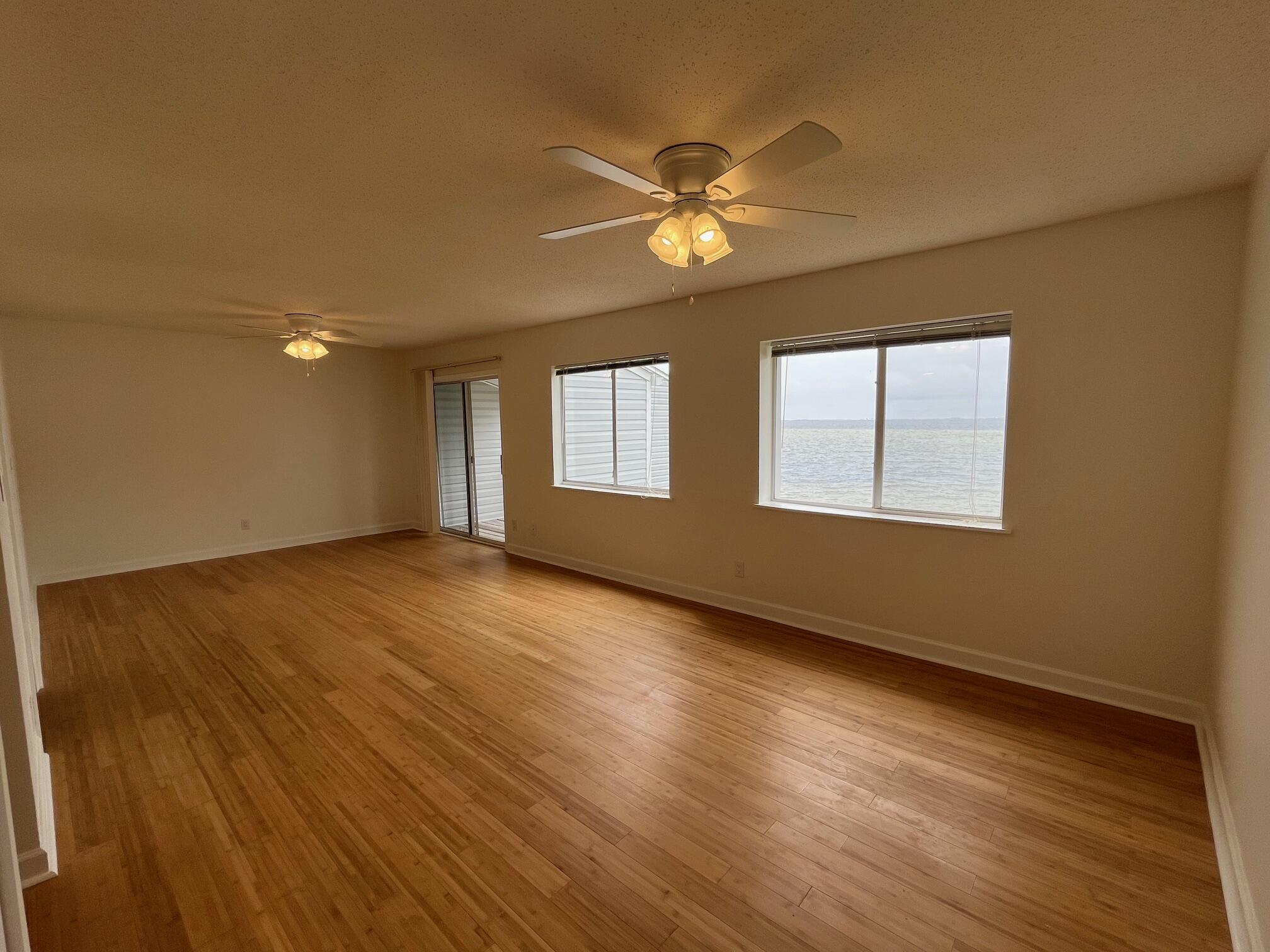 FINISTERRA CONDO - Residential