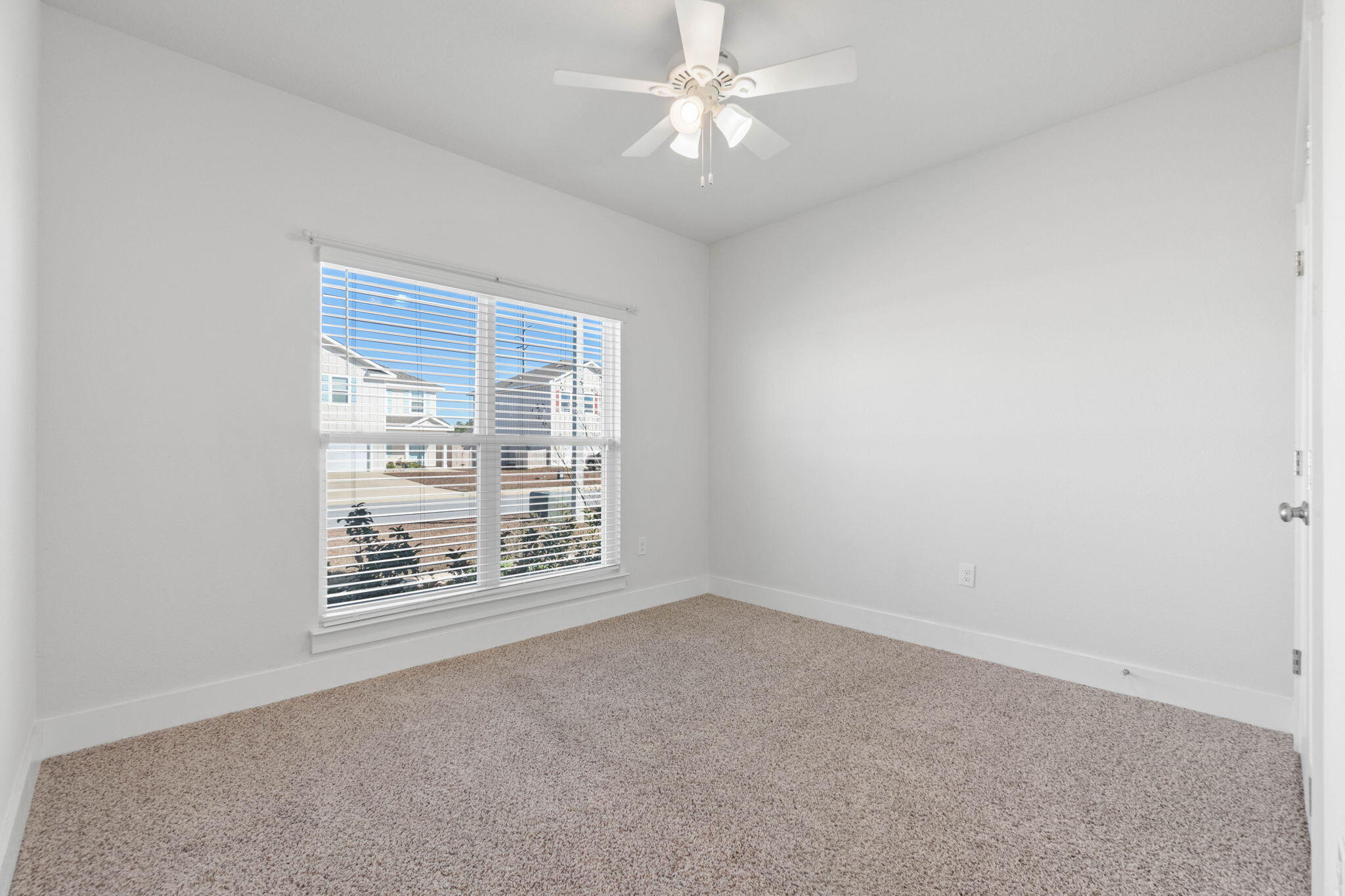 SAILFISH POINTE - Residential