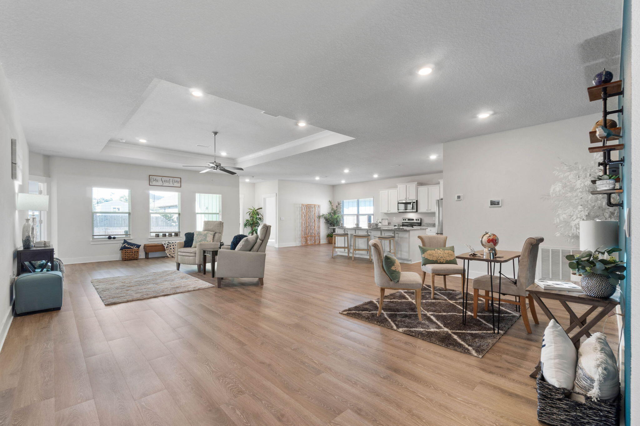 SAILFISH POINTE - Residential