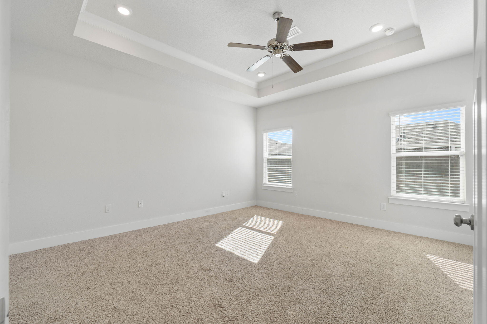 SAILFISH POINTE - Residential