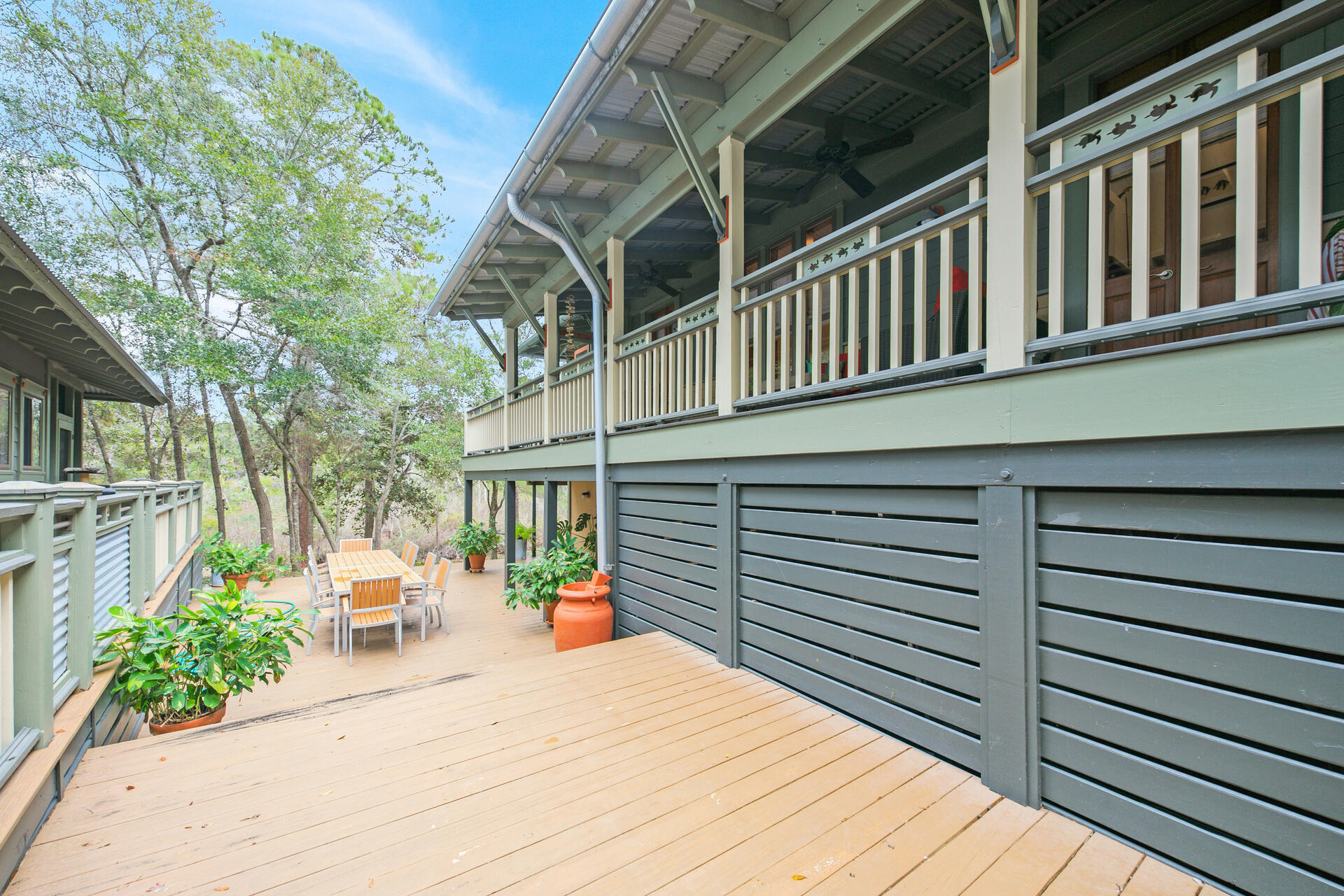 SEAGROVE SHORES 4TH ADD - Residential