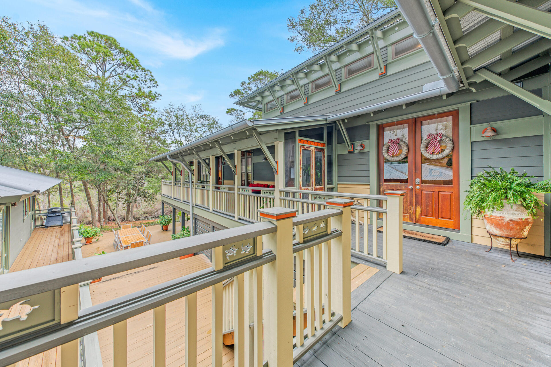 SEAGROVE SHORES 4TH ADD - Residential