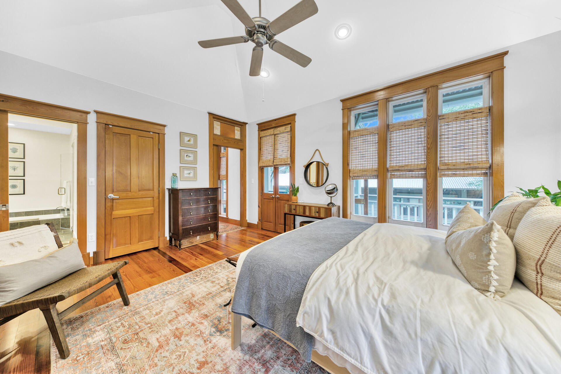 SEAGROVE SHORES 4TH ADD - Residential