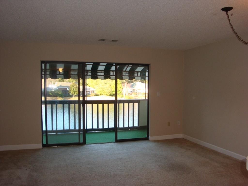 LAKESIDE CONDO AT BLUEWATER BAY, UNIT 204 SOUTH - Residential