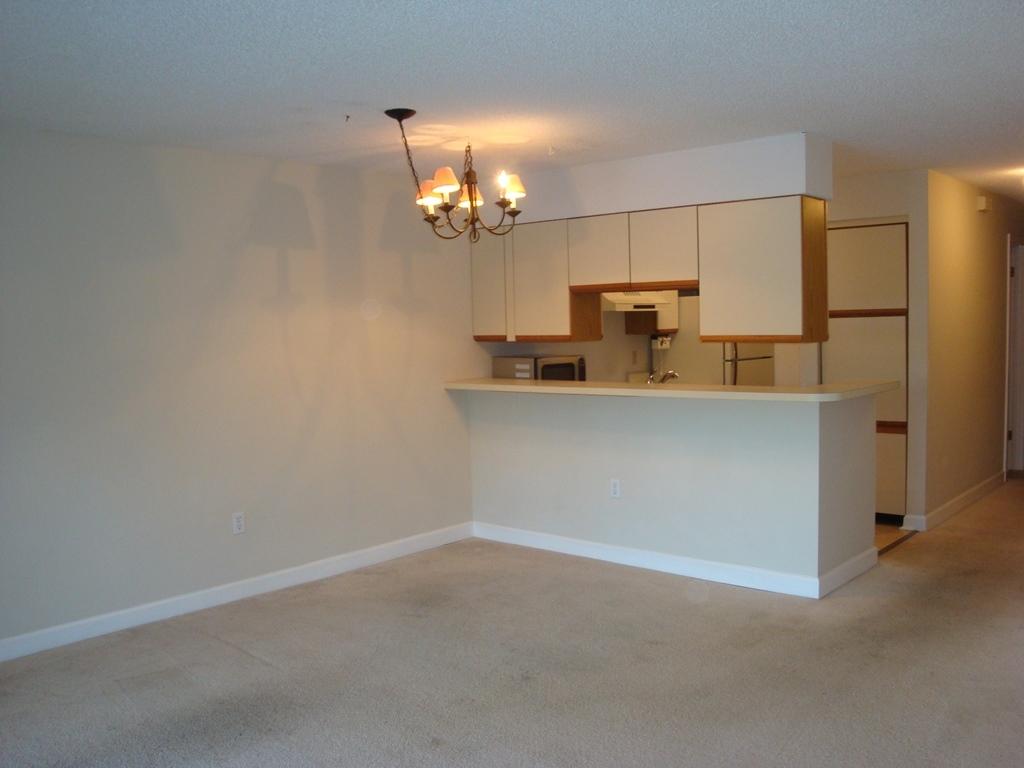 LAKESIDE CONDO AT BLUEWATER BAY, UNIT 204 SOUTH - Residential