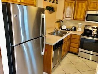 ISLANDER CONDO PH 2 - Residential