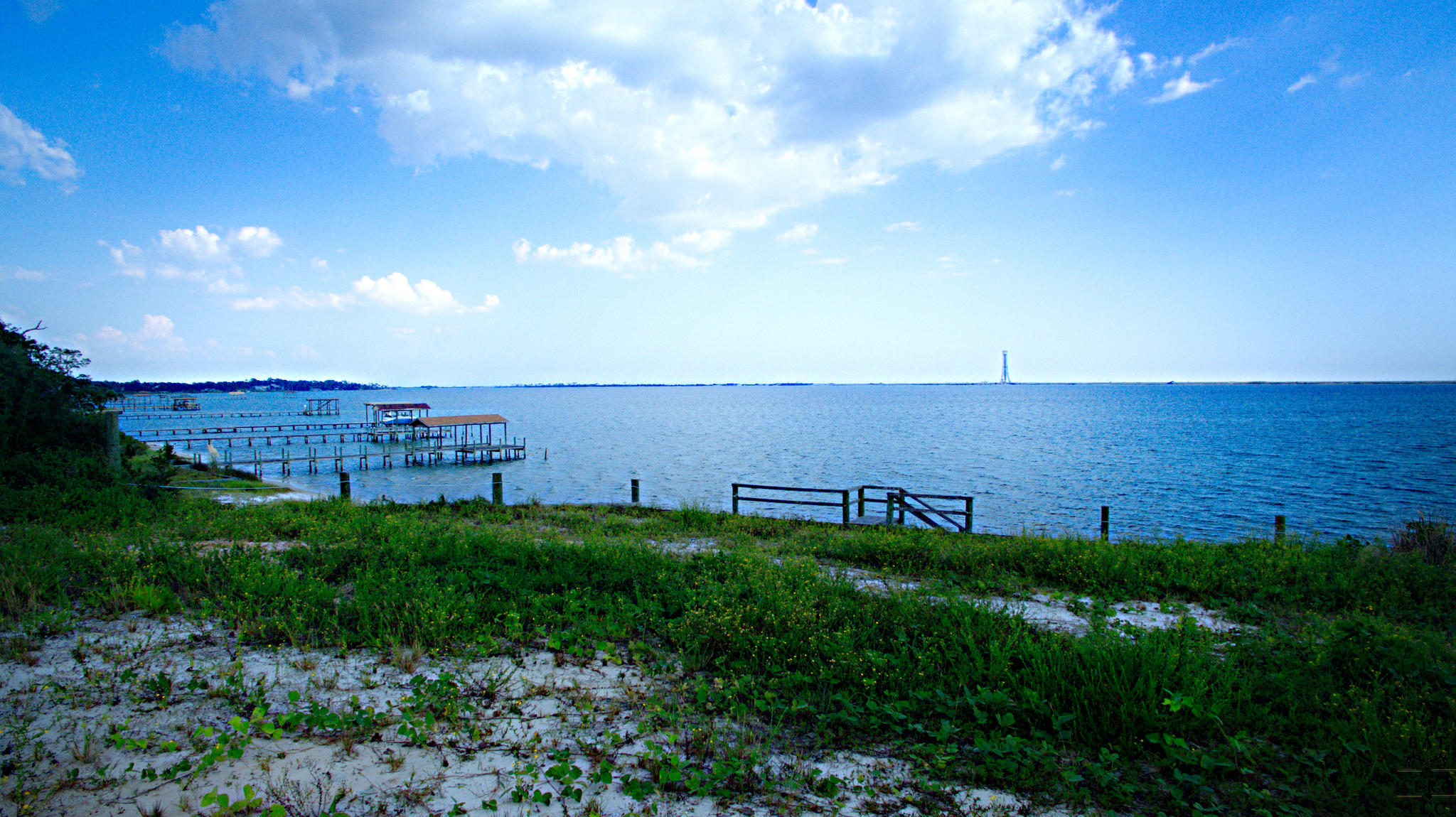 NO RECORDED SUBDIVISION - Land