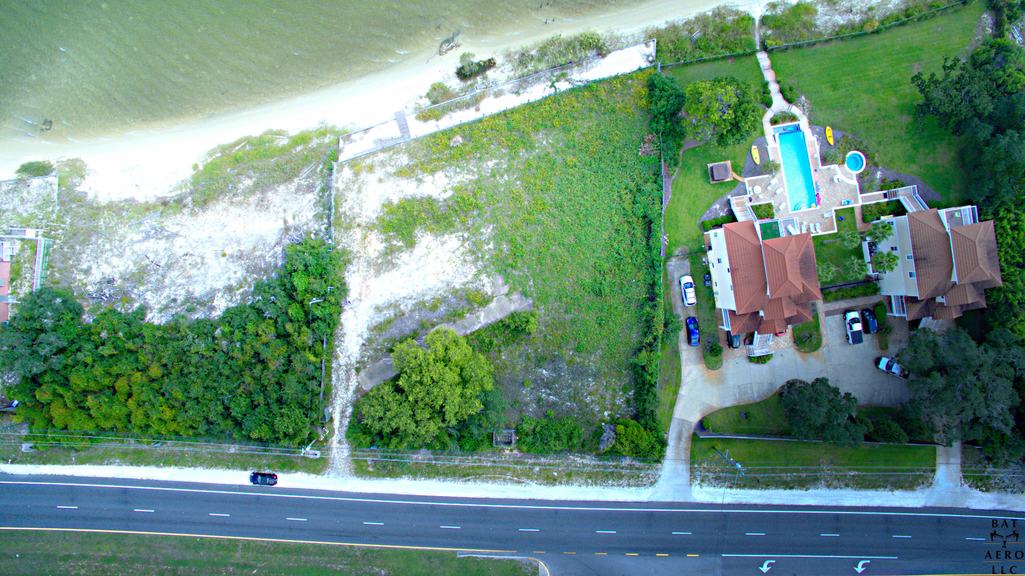 NO RECORDED SUBDIVISION - Land