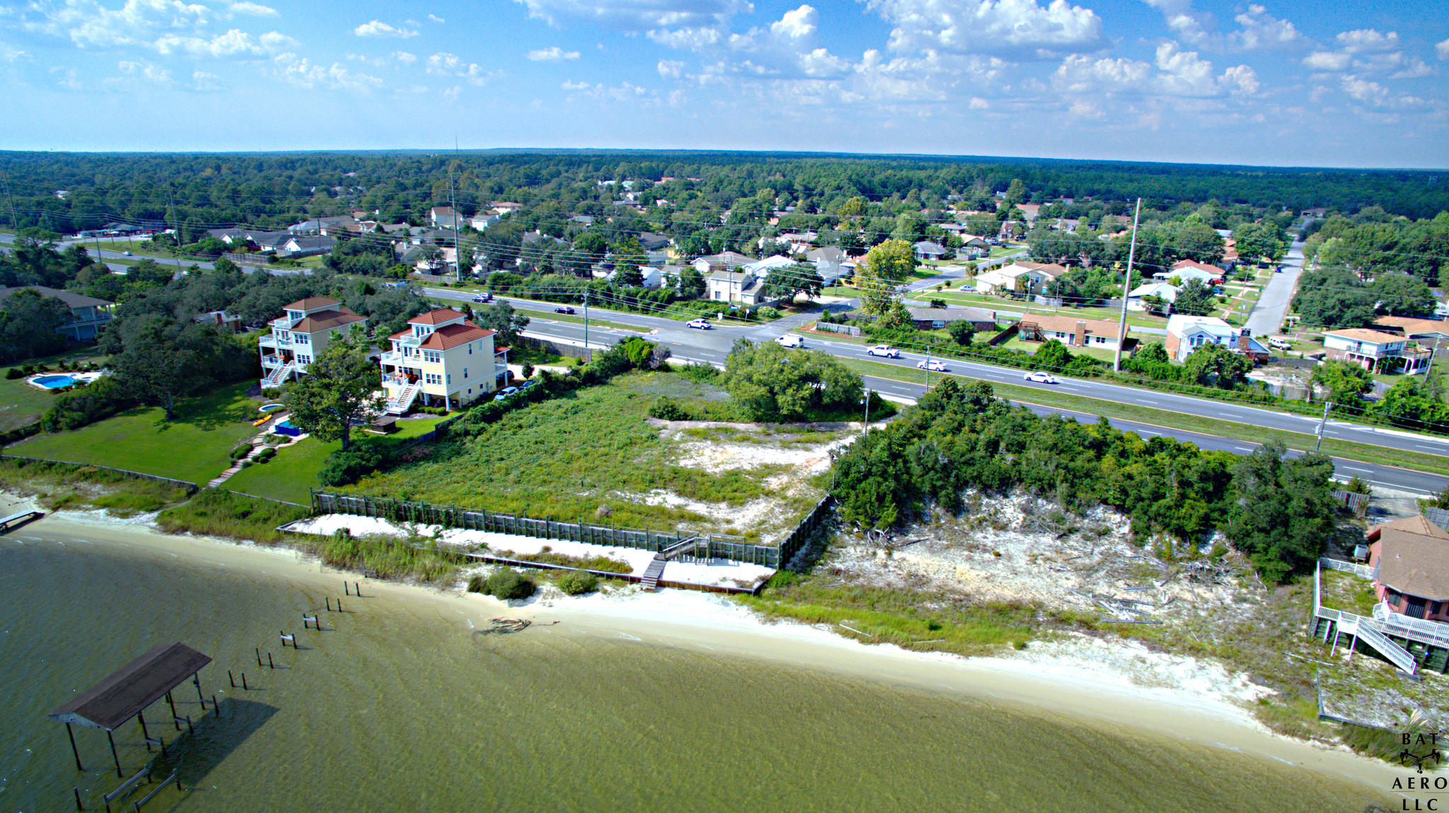 NO RECORDED SUBDIVISION - Land