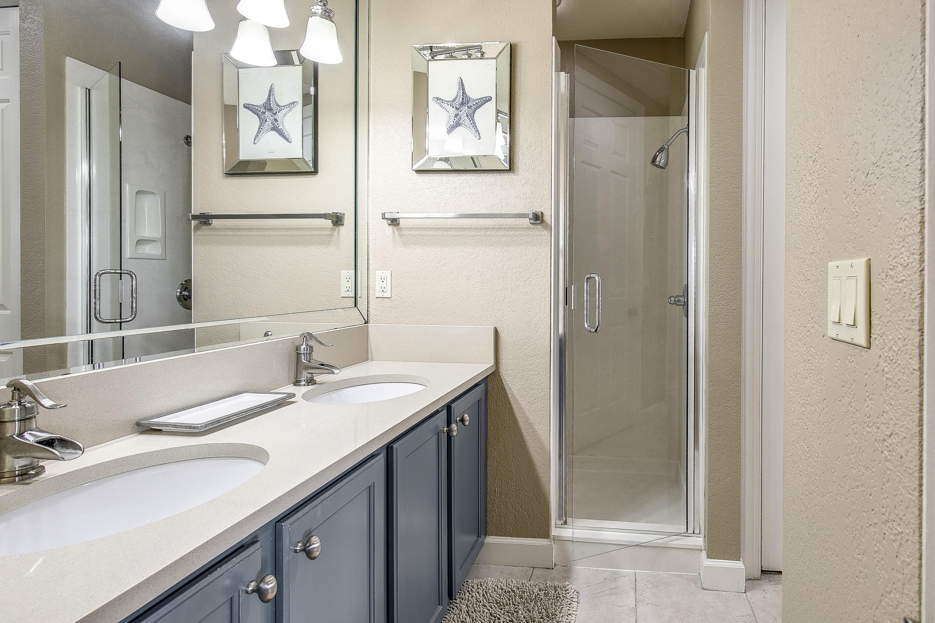 CRYSTAL COVE - Residential