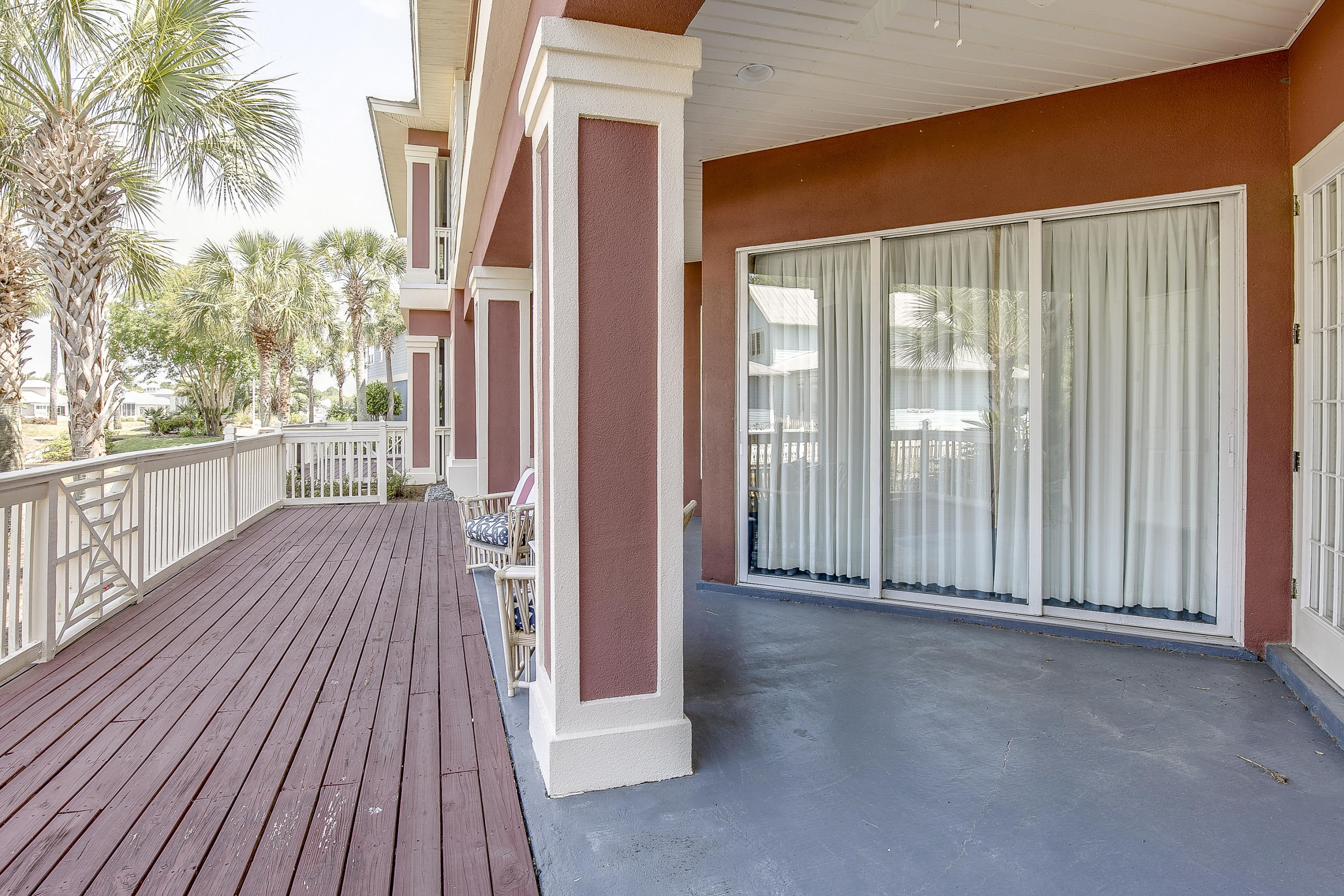 CRYSTAL COVE - Residential