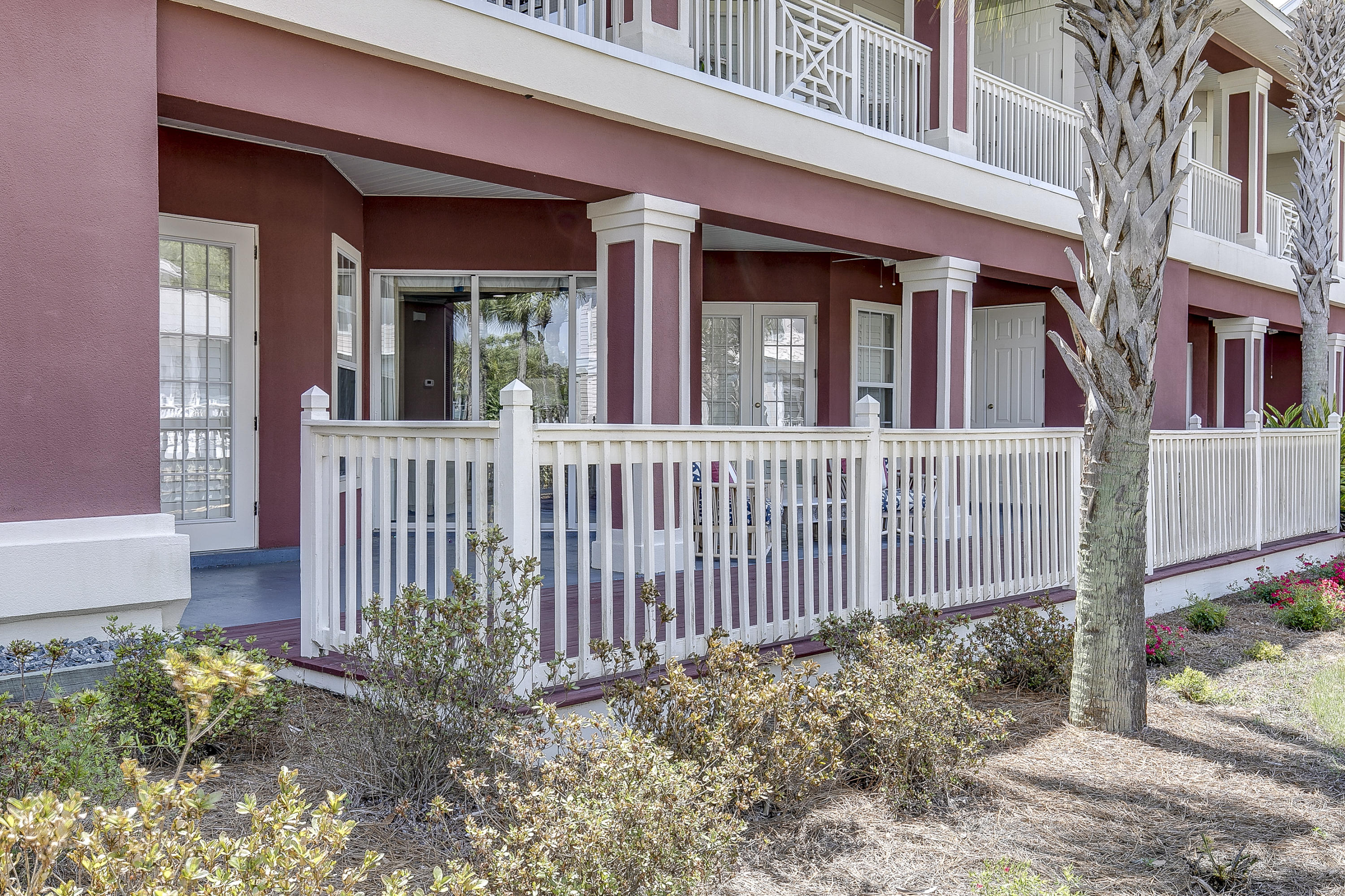 CRYSTAL COVE - Residential