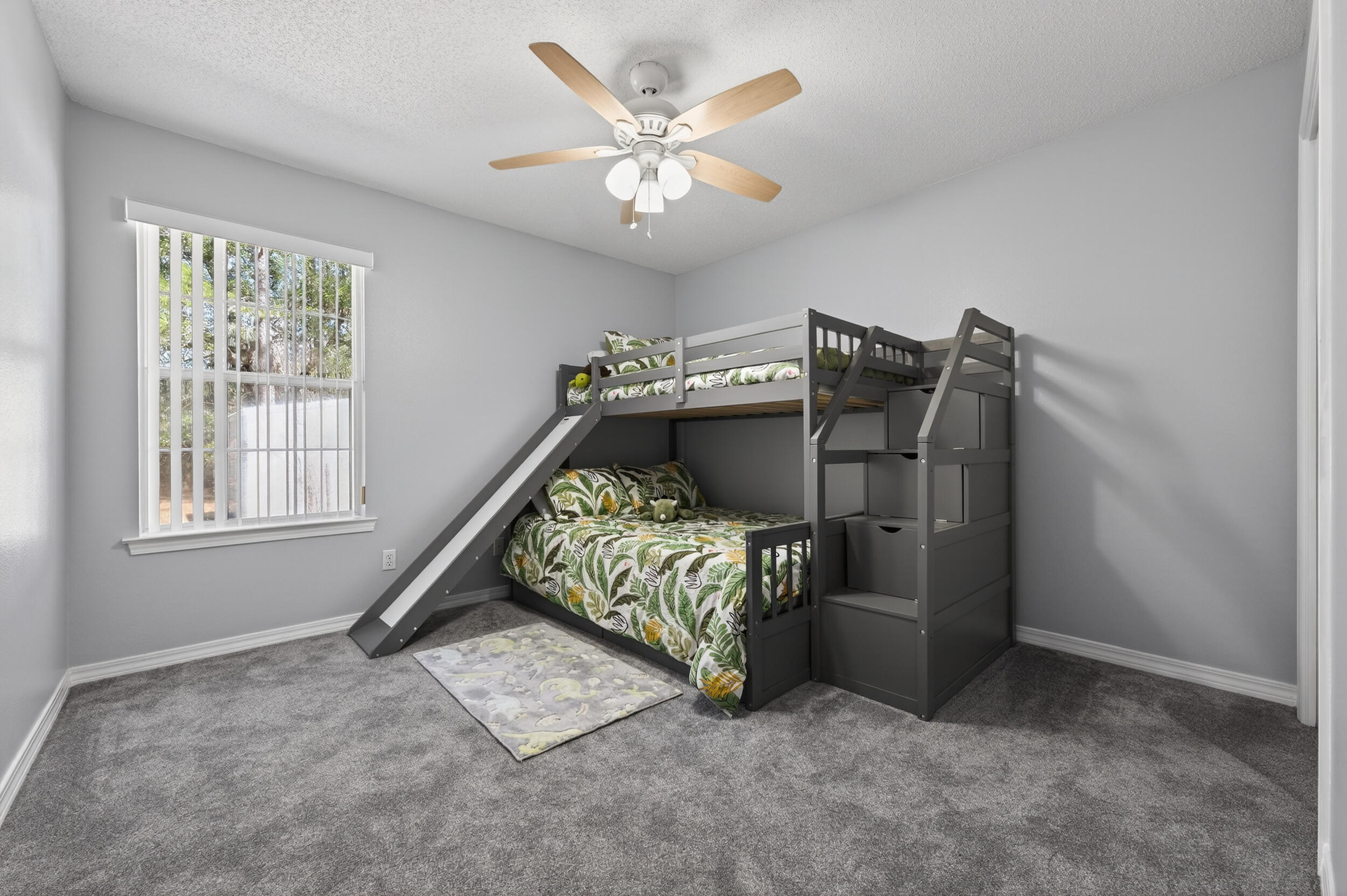 HUNTERS RIDGE - Residential