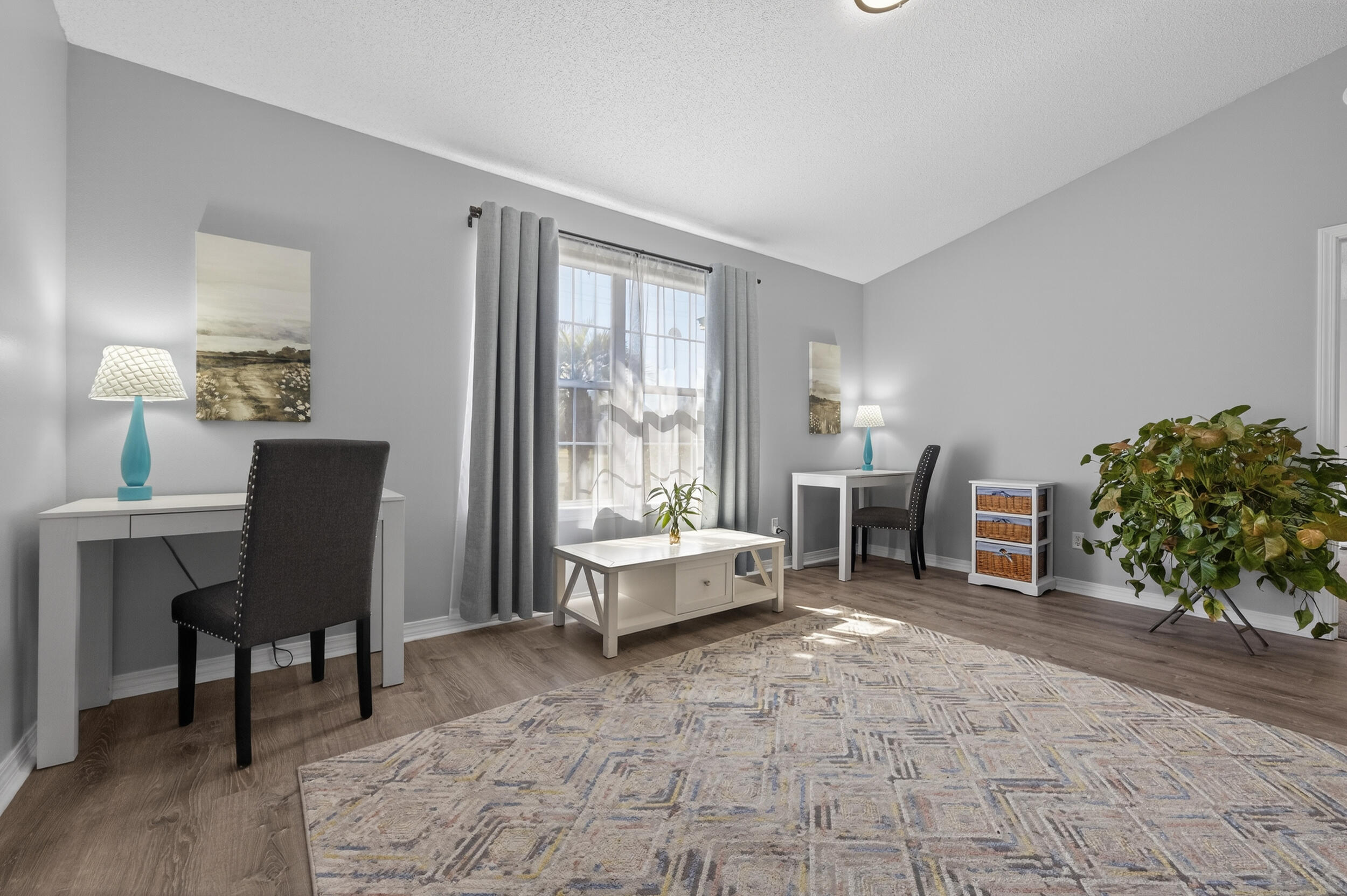 HUNTERS RIDGE - Residential