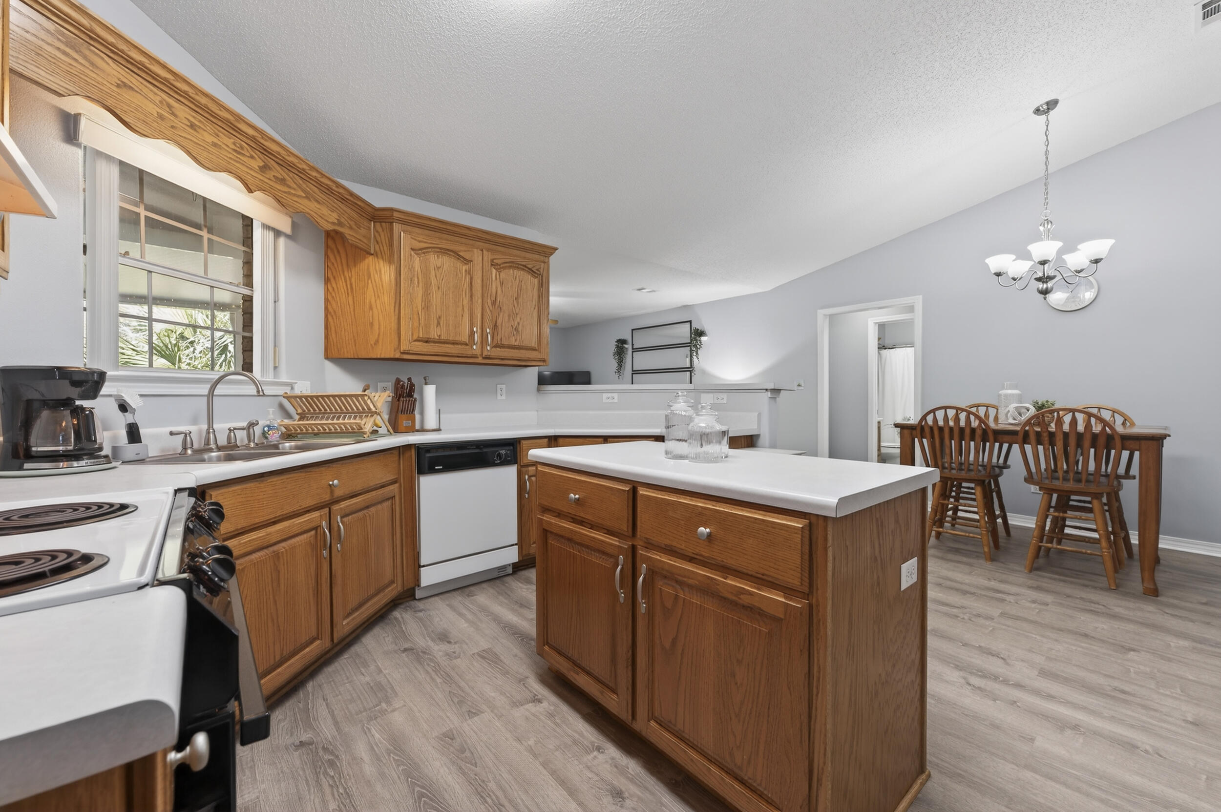 HUNTERS RIDGE - Residential