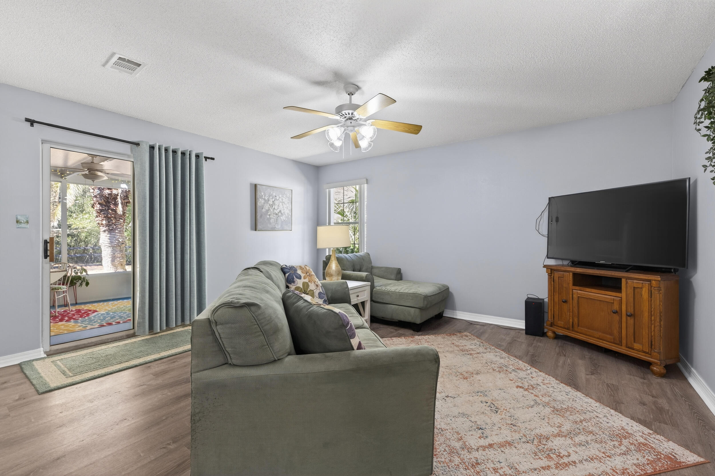 HUNTERS RIDGE - Residential