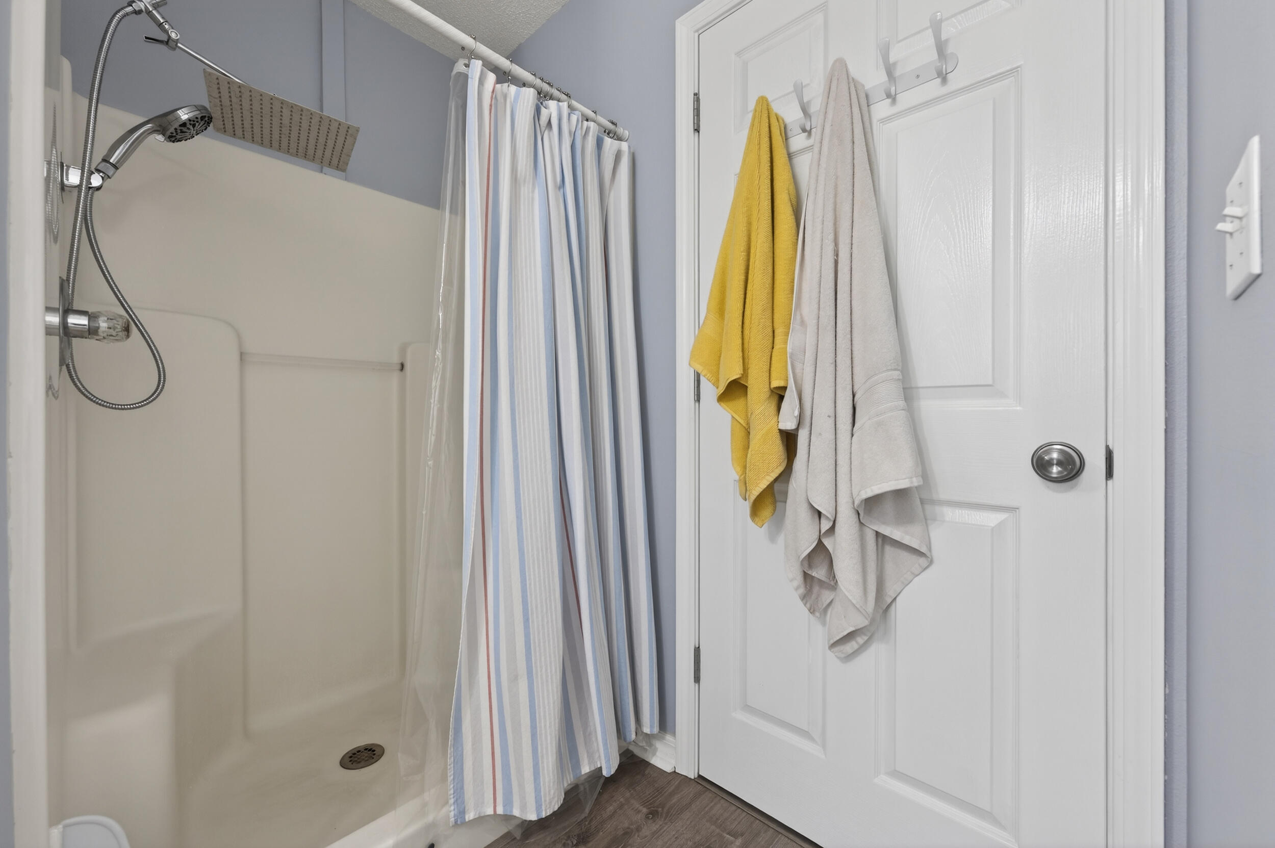 HUNTERS RIDGE - Residential