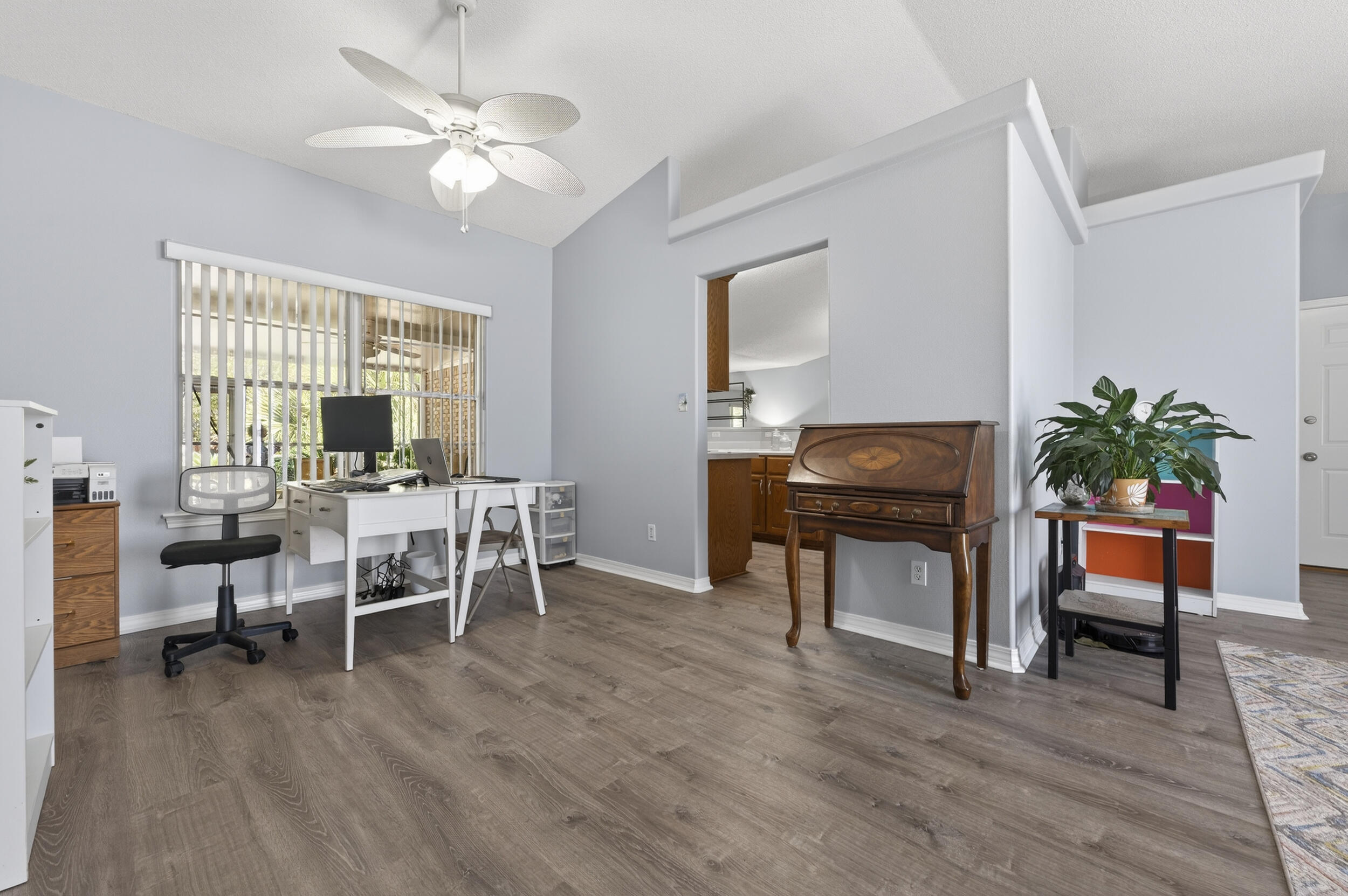 HUNTERS RIDGE - Residential