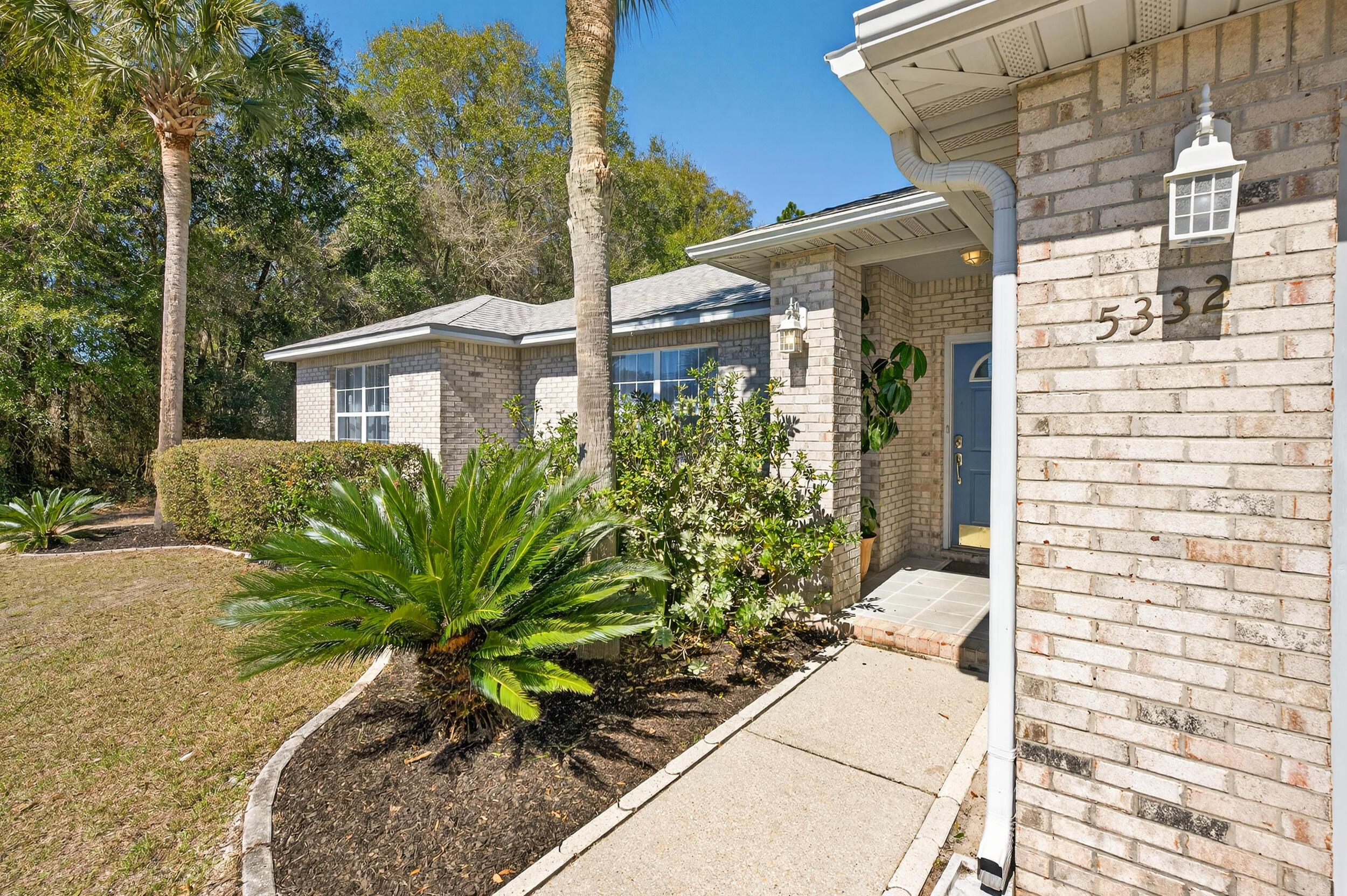 HUNTERS RIDGE - Residential