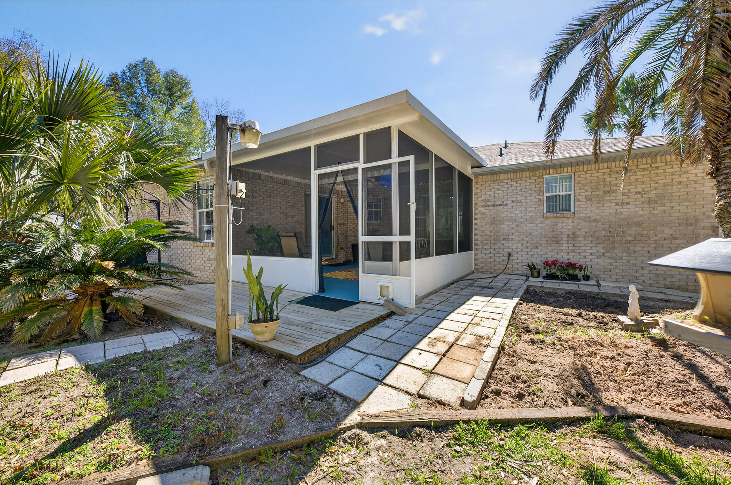 HUNTERS RIDGE - Residential