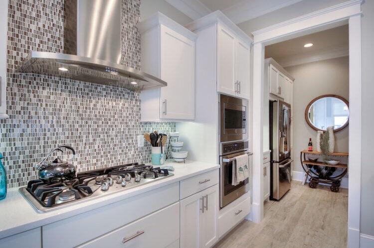 PROMINENCE - Residential