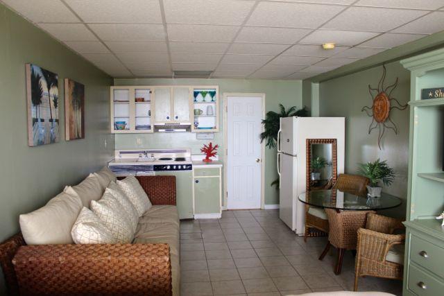 FONTAINEBLEAU TERRACE - Residential