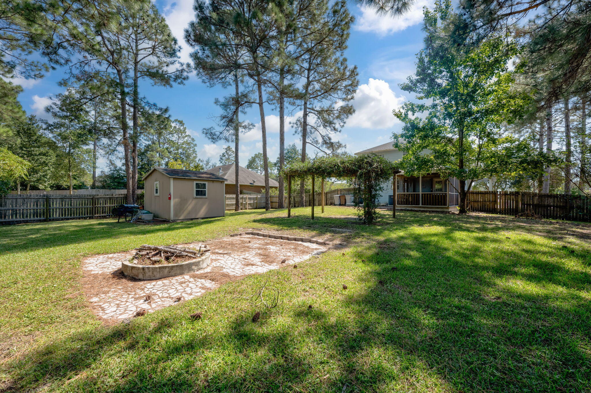 NO RECORDED SUBDIVISION - Residential
