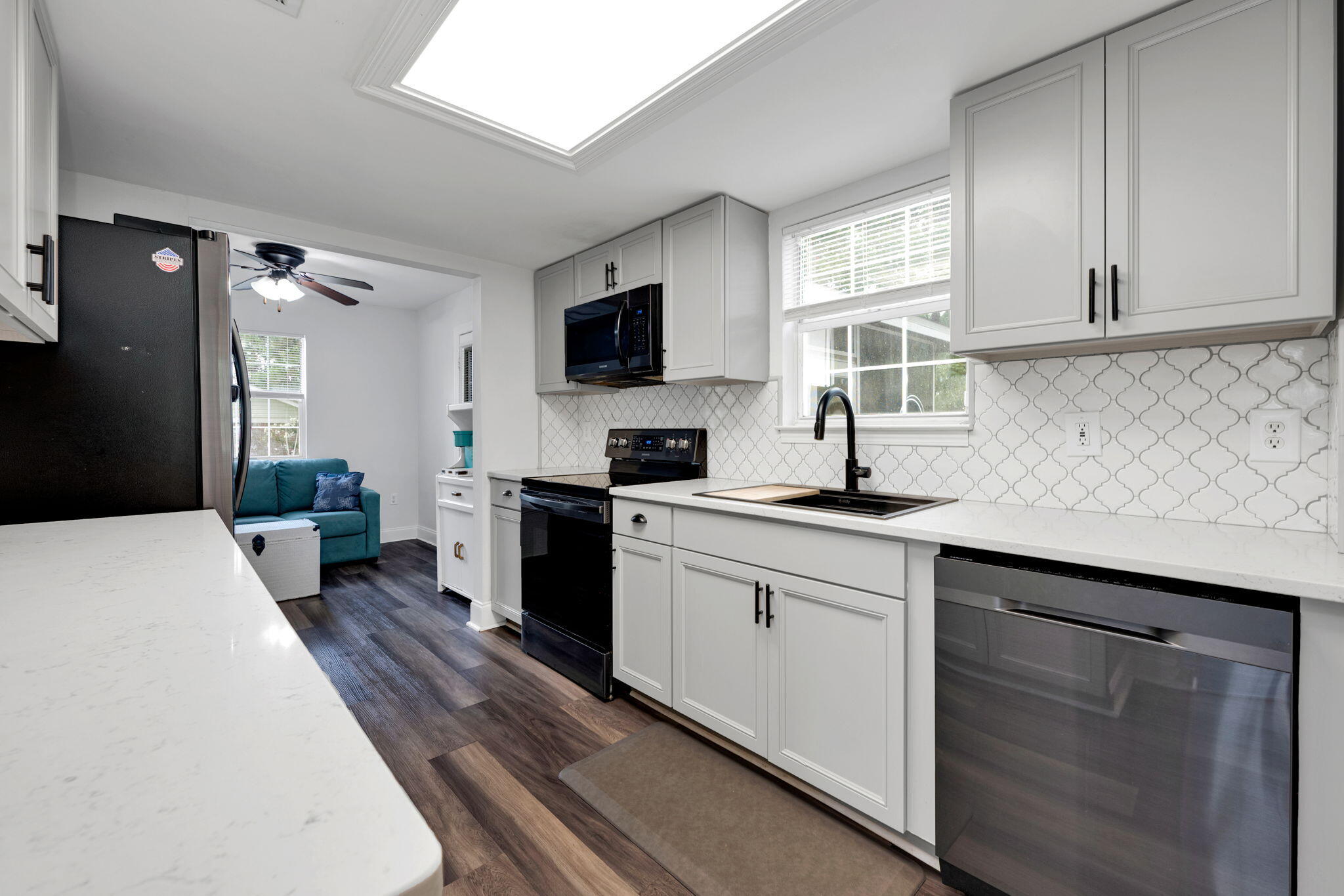 NO RECORDED SUBDIVISION - Residential