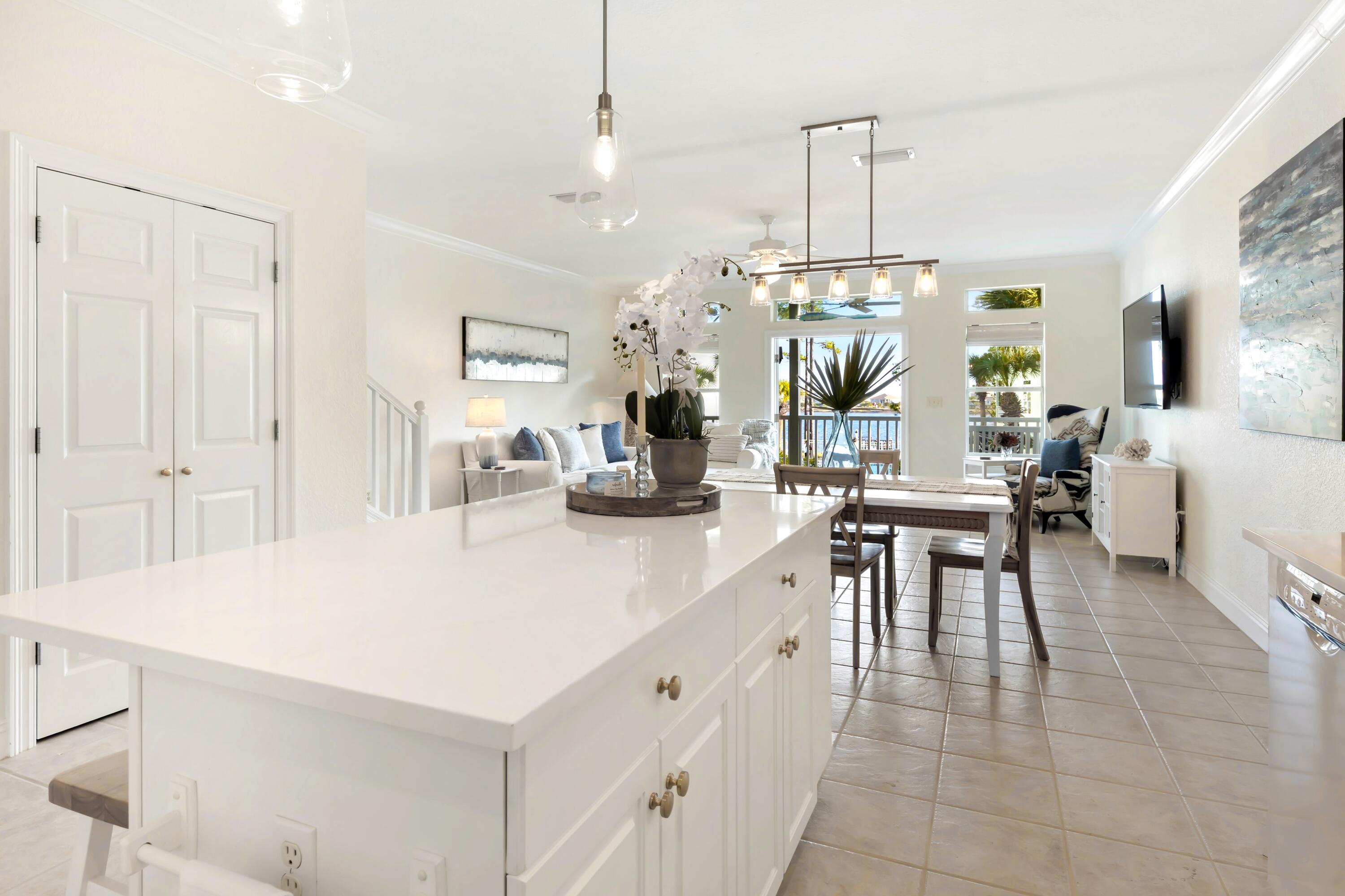 DUNE BREEZE VILLAS - Residential