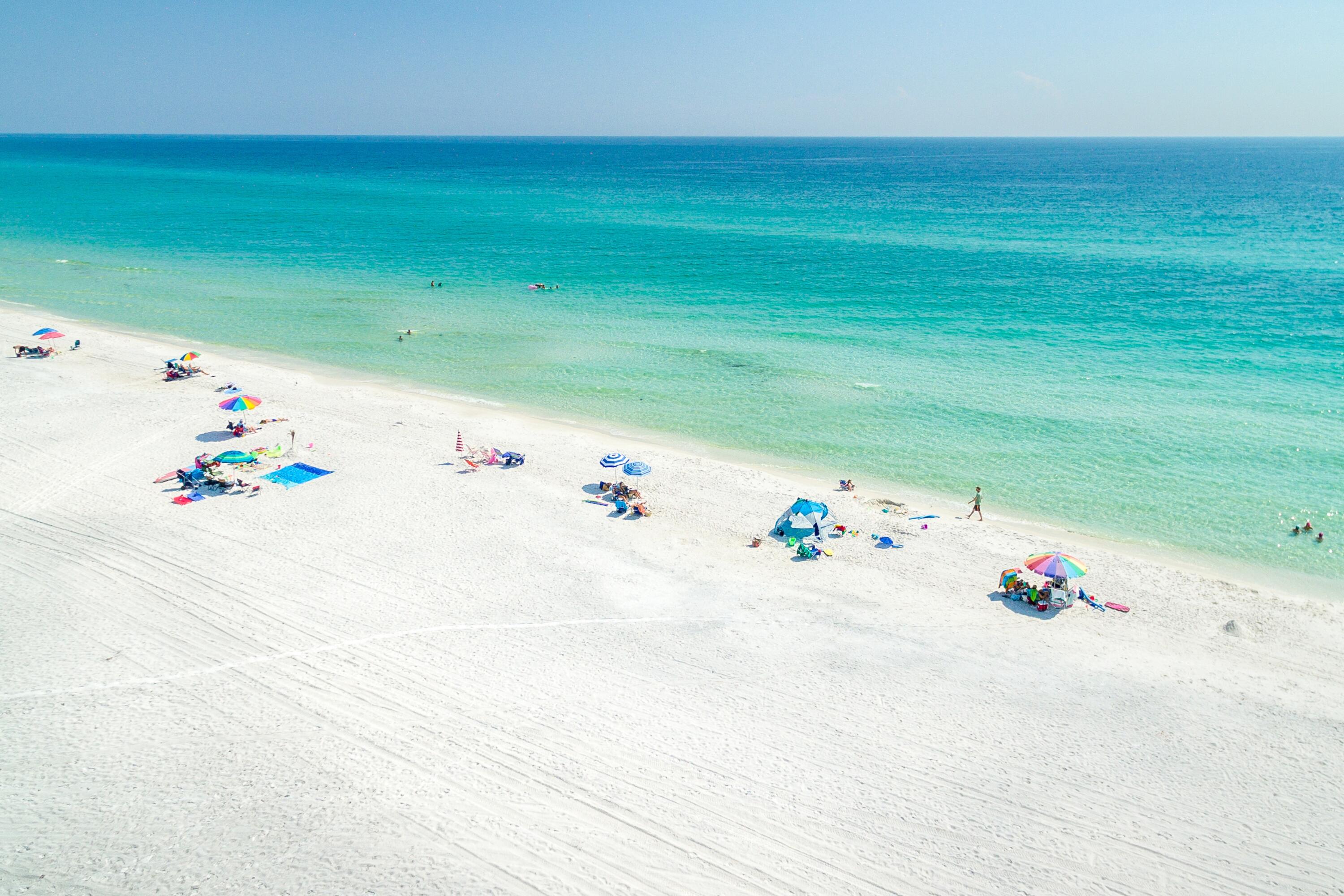 DUNE BREEZE VILLAS - Residential