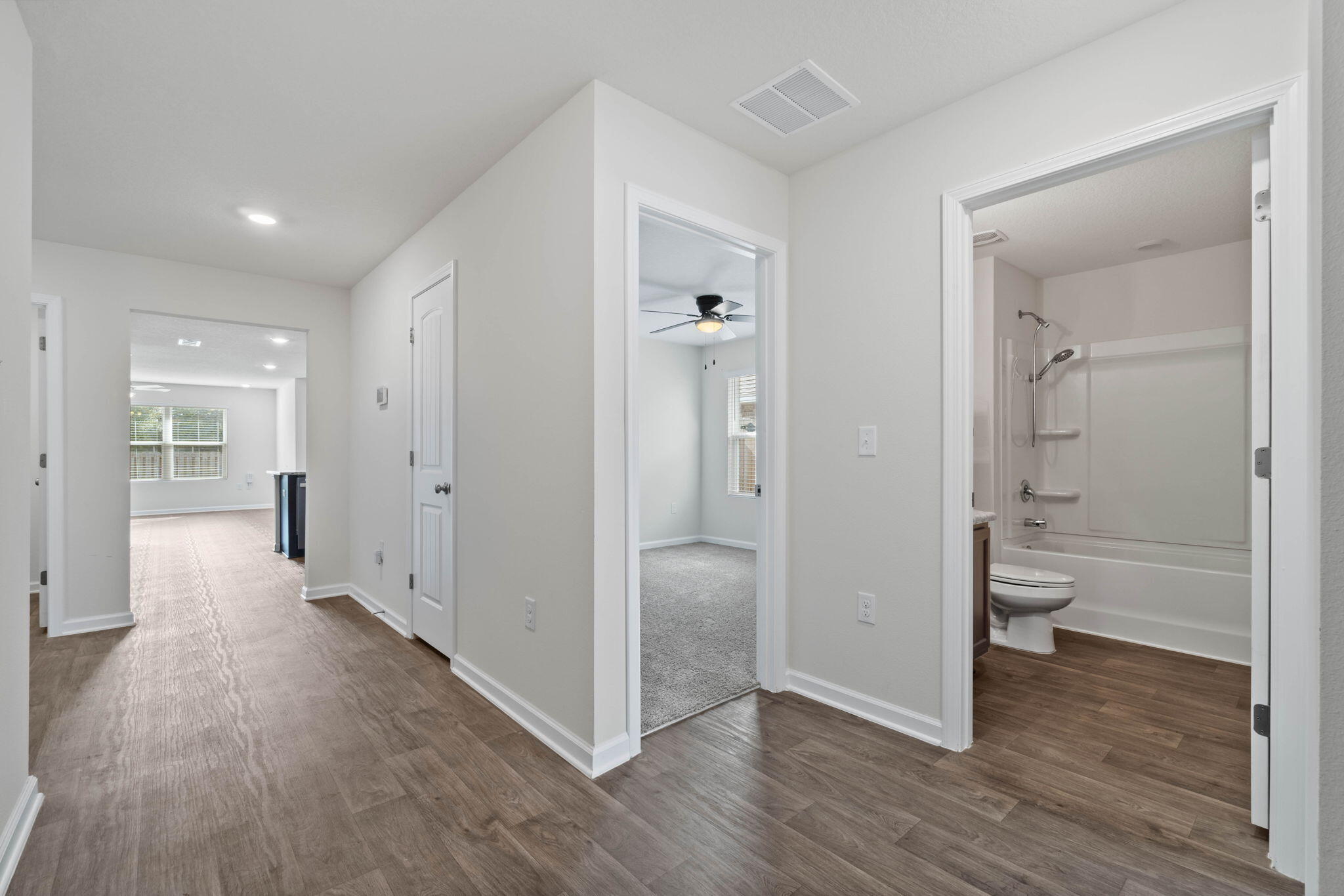 Redstone Commons - Residential Lease