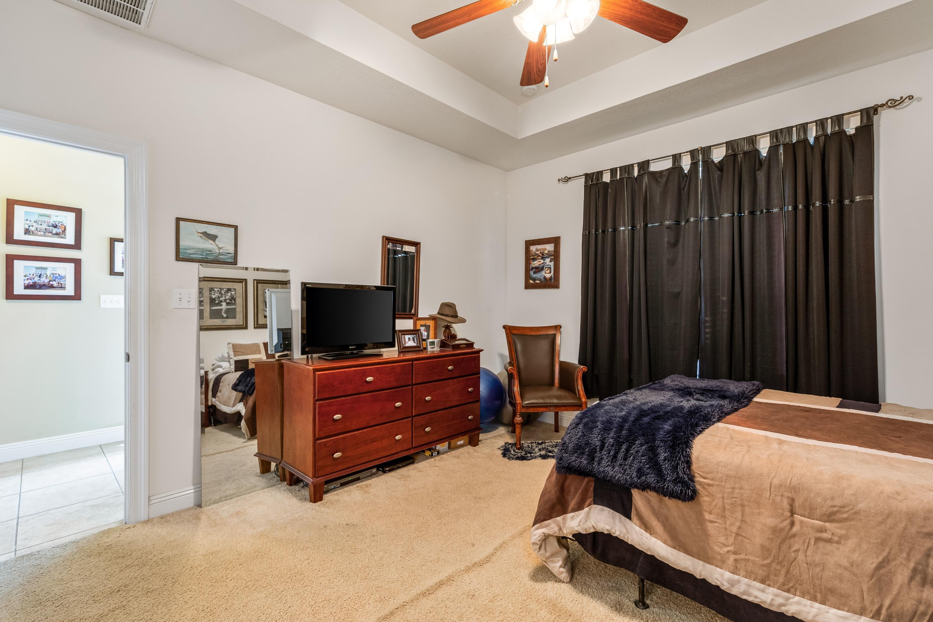 EAGLE BAY - Residential