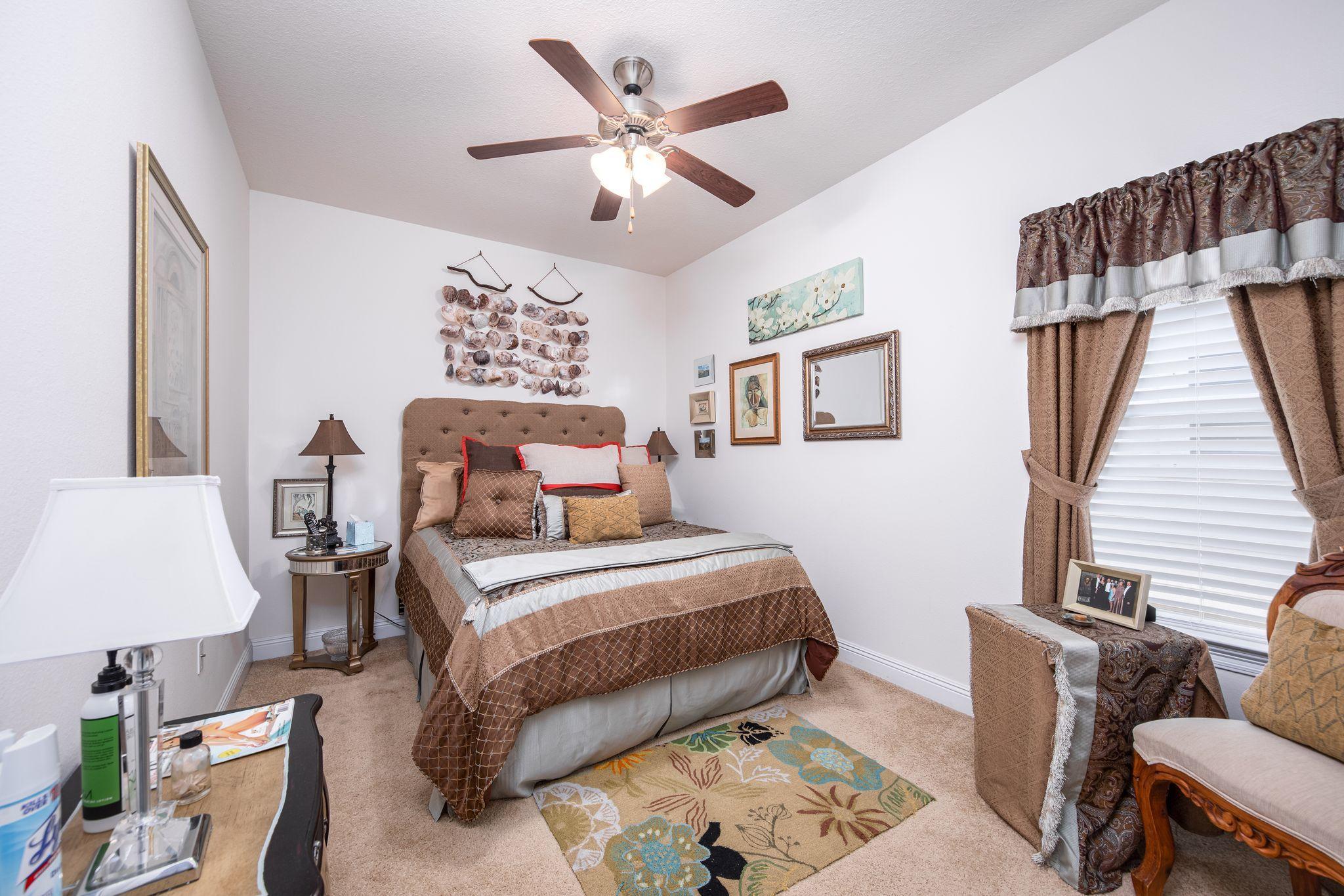 EAGLE BAY - Residential